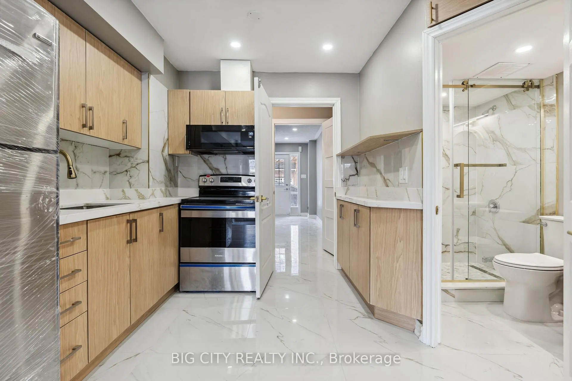 Photo 3 of Unit BSMT, 2828 Denison Street, Markham, Middlefield — HOMEH