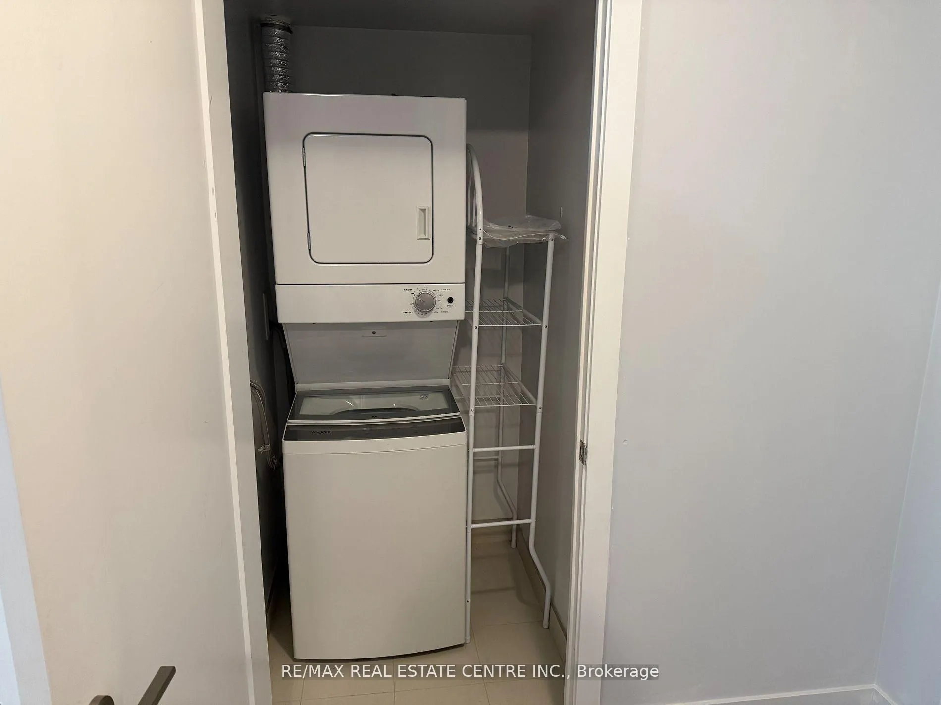 Photo 10 of Unit 1213, 2250 Simcoe Street, Oshawa, Windfields — HOMEH