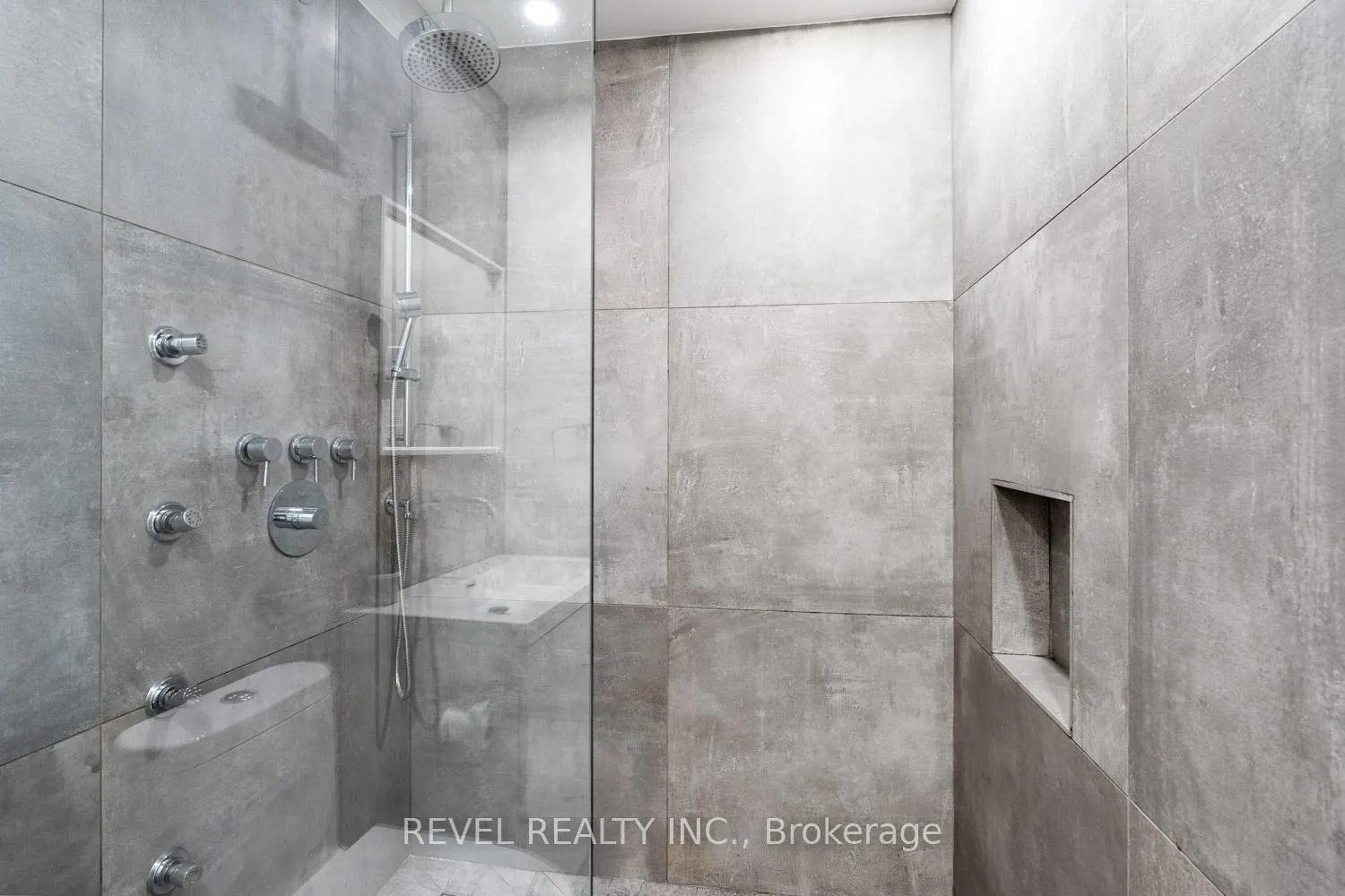 Photo 9 of Unit Lower, 89 Foxley Street, Toronto, Trinity-Bellwoods — HOMEH