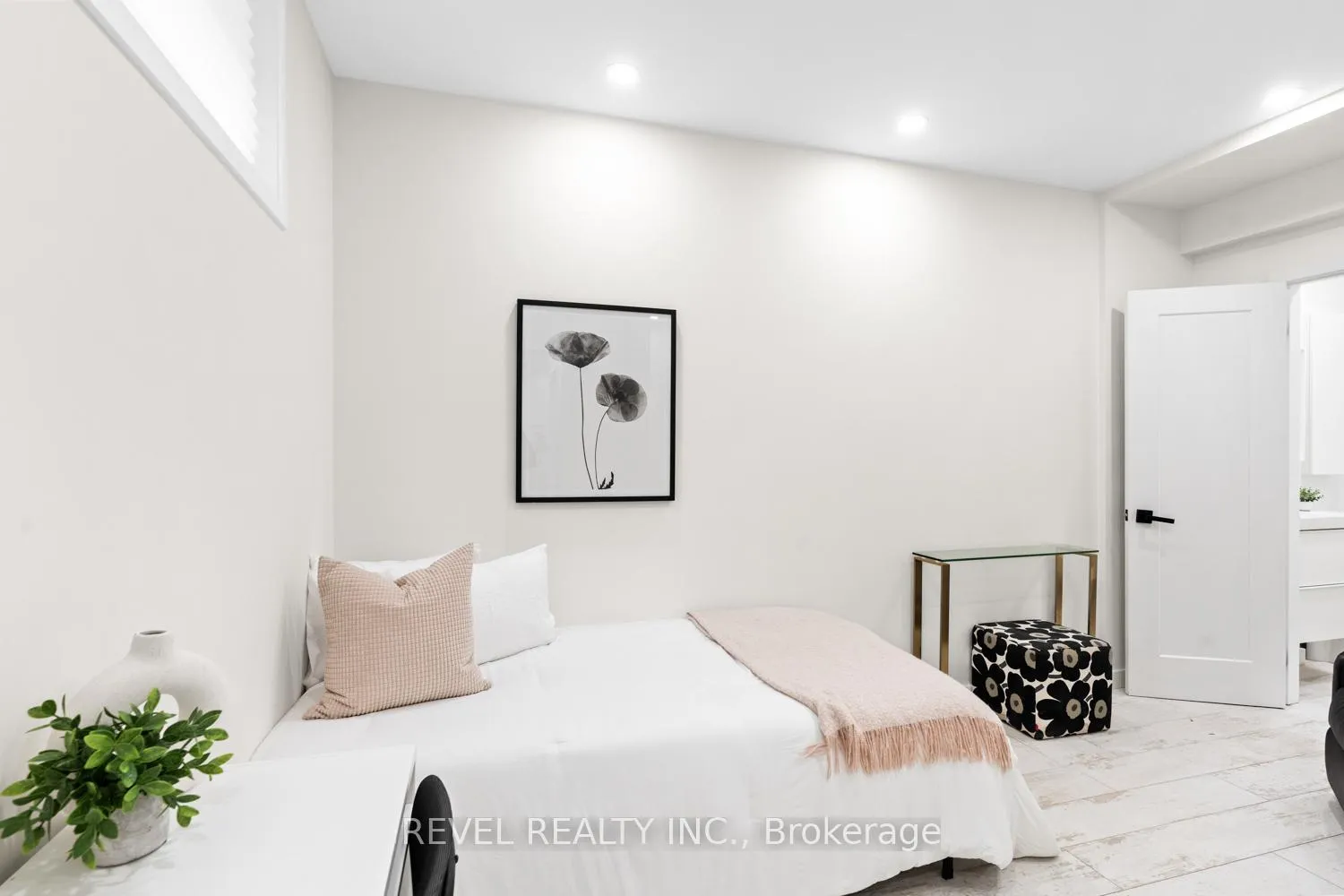 Photo 10 of Unit Lower, 89 Foxley Street, Toronto, Trinity-Bellwoods — HOMEH