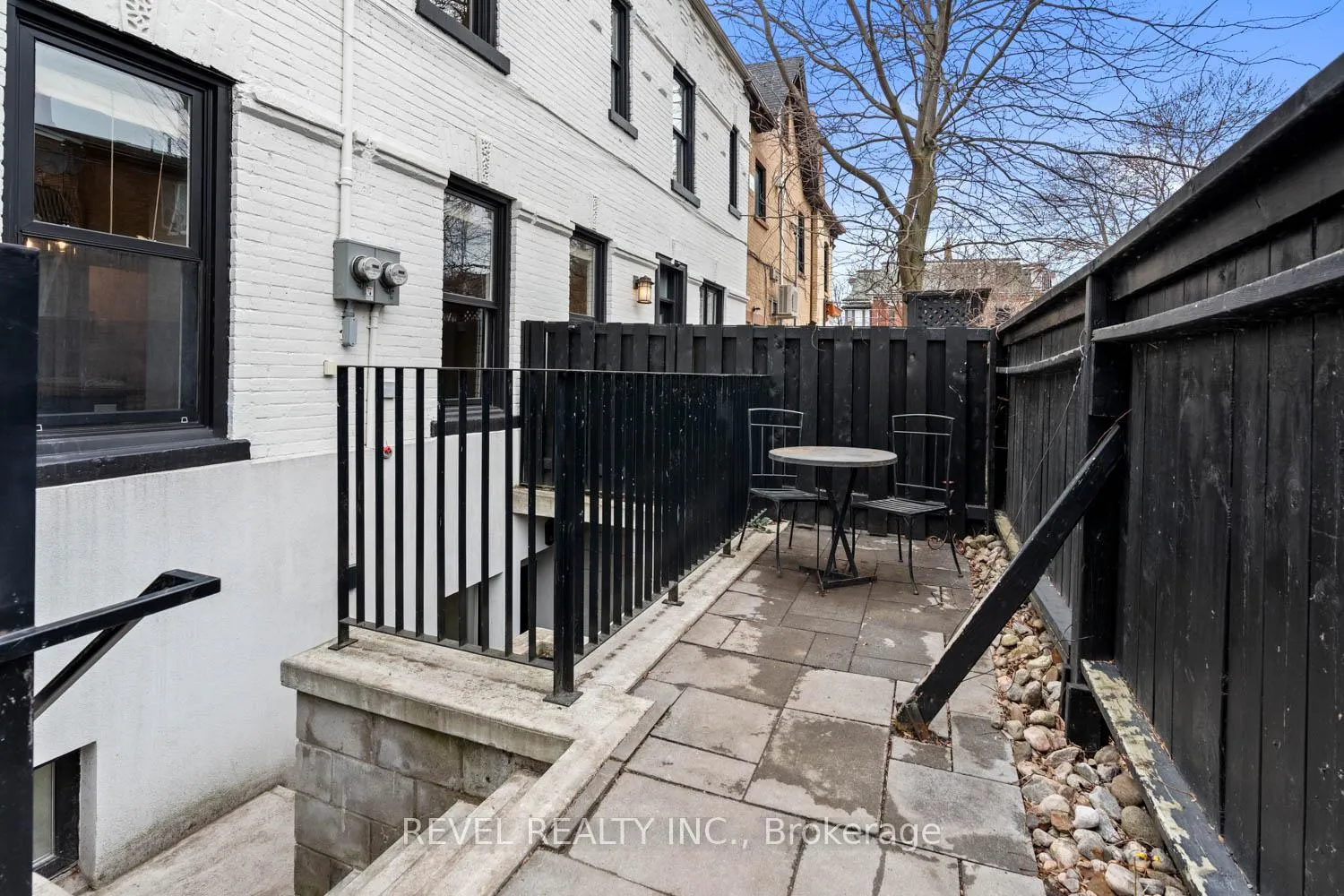 Photo 14 of Unit Lower, 89 Foxley Street, Toronto, Trinity-Bellwoods — HOMEH