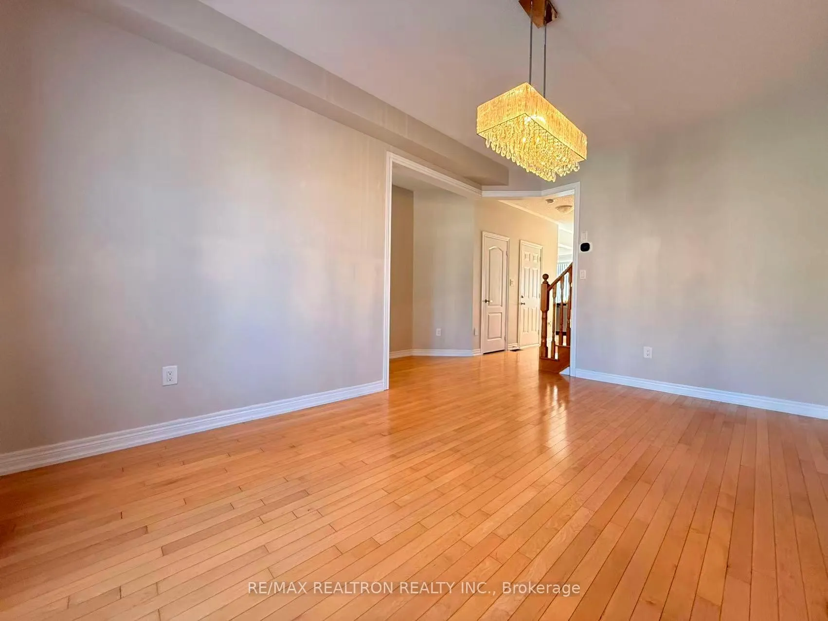 Photo 3 of 7 Hyacinth Street, Markham, Wismer — HOMEH