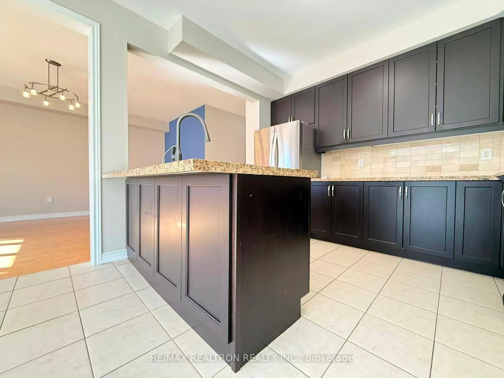 Photo 12 of 7 Hyacinth Street, Markham, Wismer — HOMEH