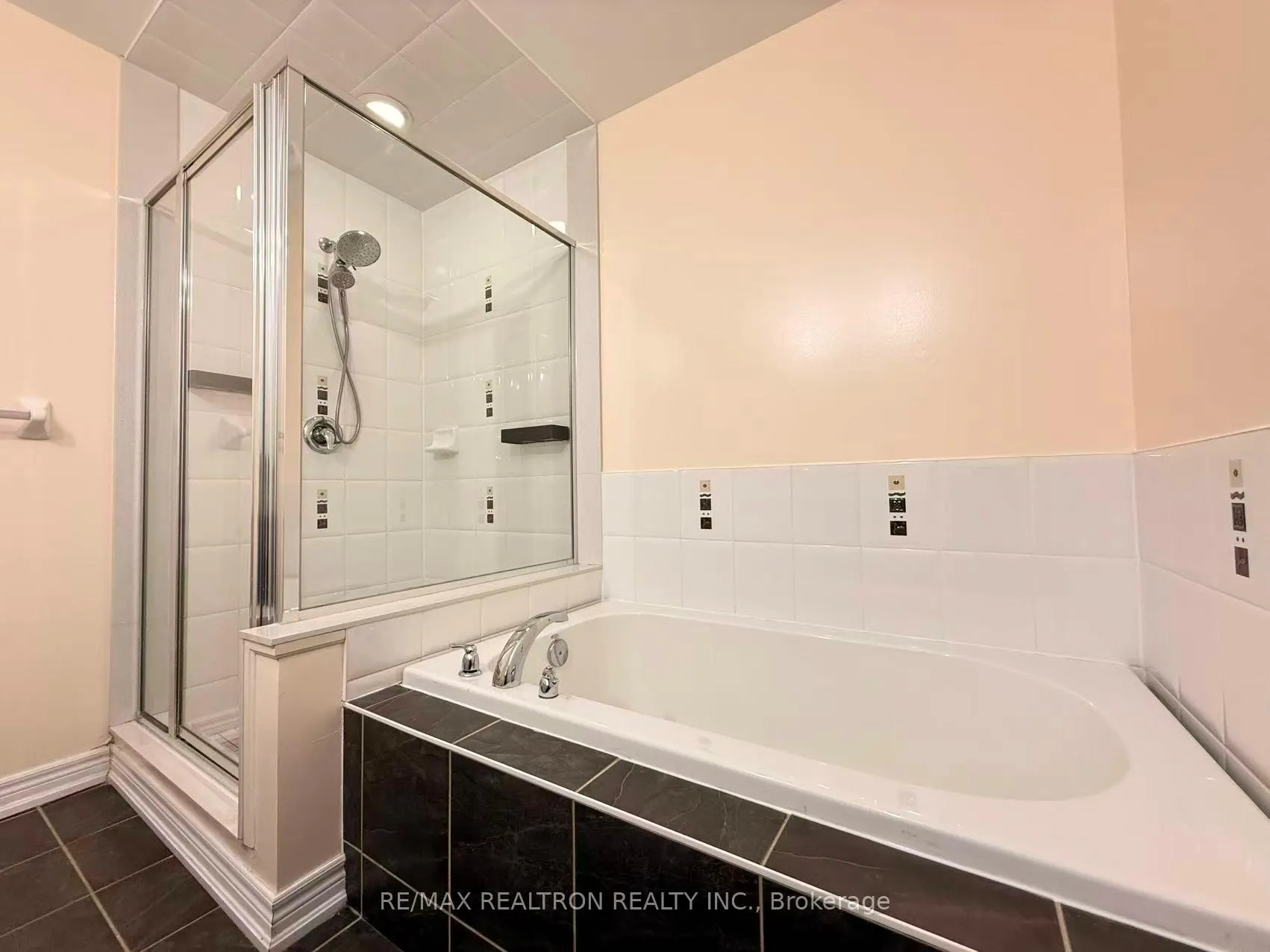 Photo 23 of 7 Hyacinth Street, Markham, Wismer — HOMEH