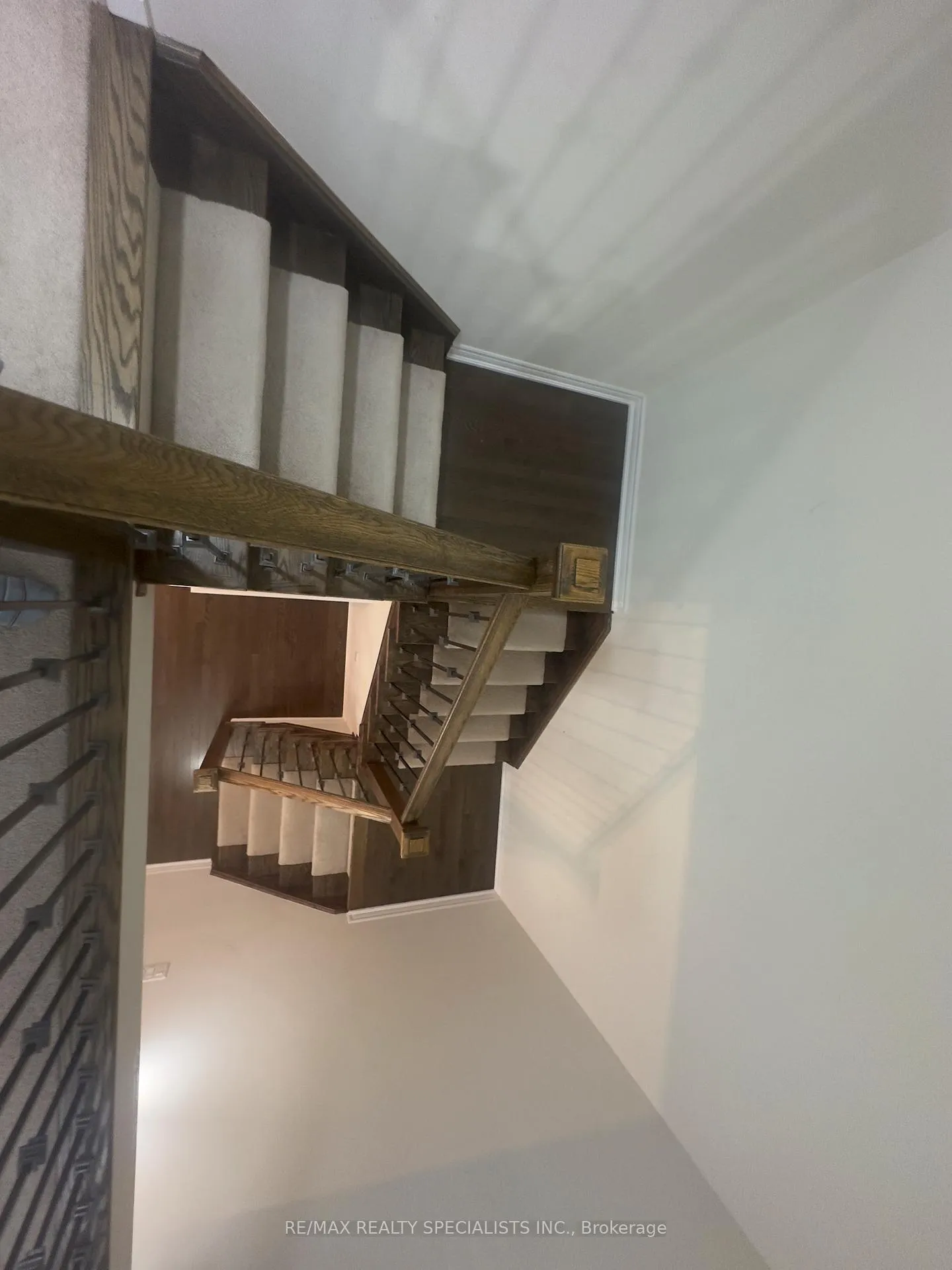 Photo 18 of Unit MAIN & 2ND, 90 Tundra Road, Caledon, Rural Caledon — HOMEH