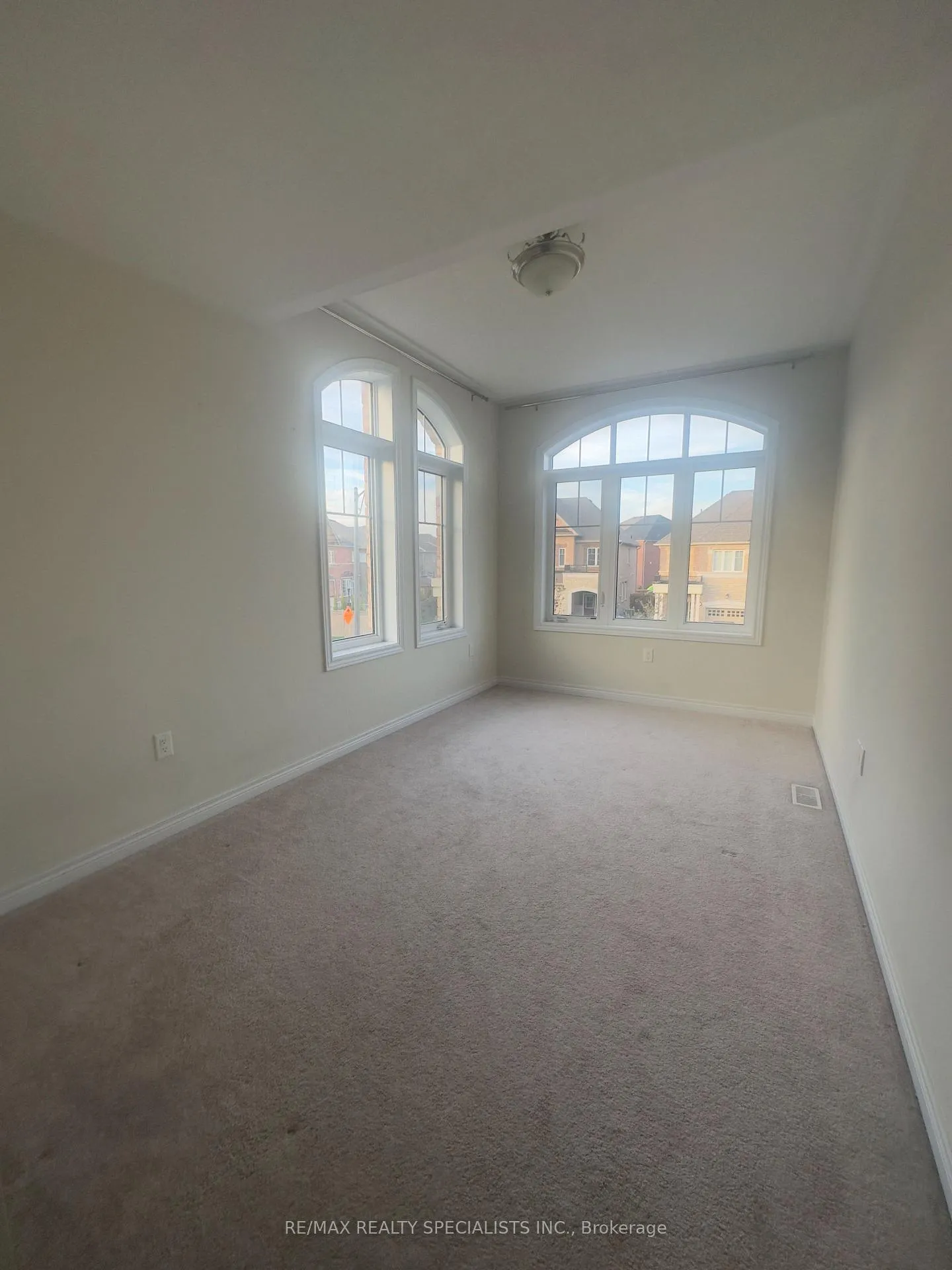 Photo 20 of Unit MAIN & 2ND, 90 Tundra Road, Caledon, Rural Caledon — HOMEH