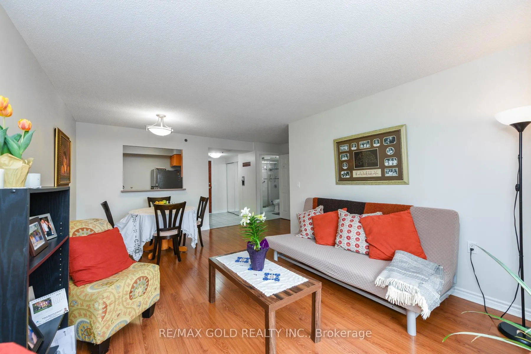 Photo 16 of Unit 2411, 100 Burloak Drive, Burlington, Appleby — HOMEH