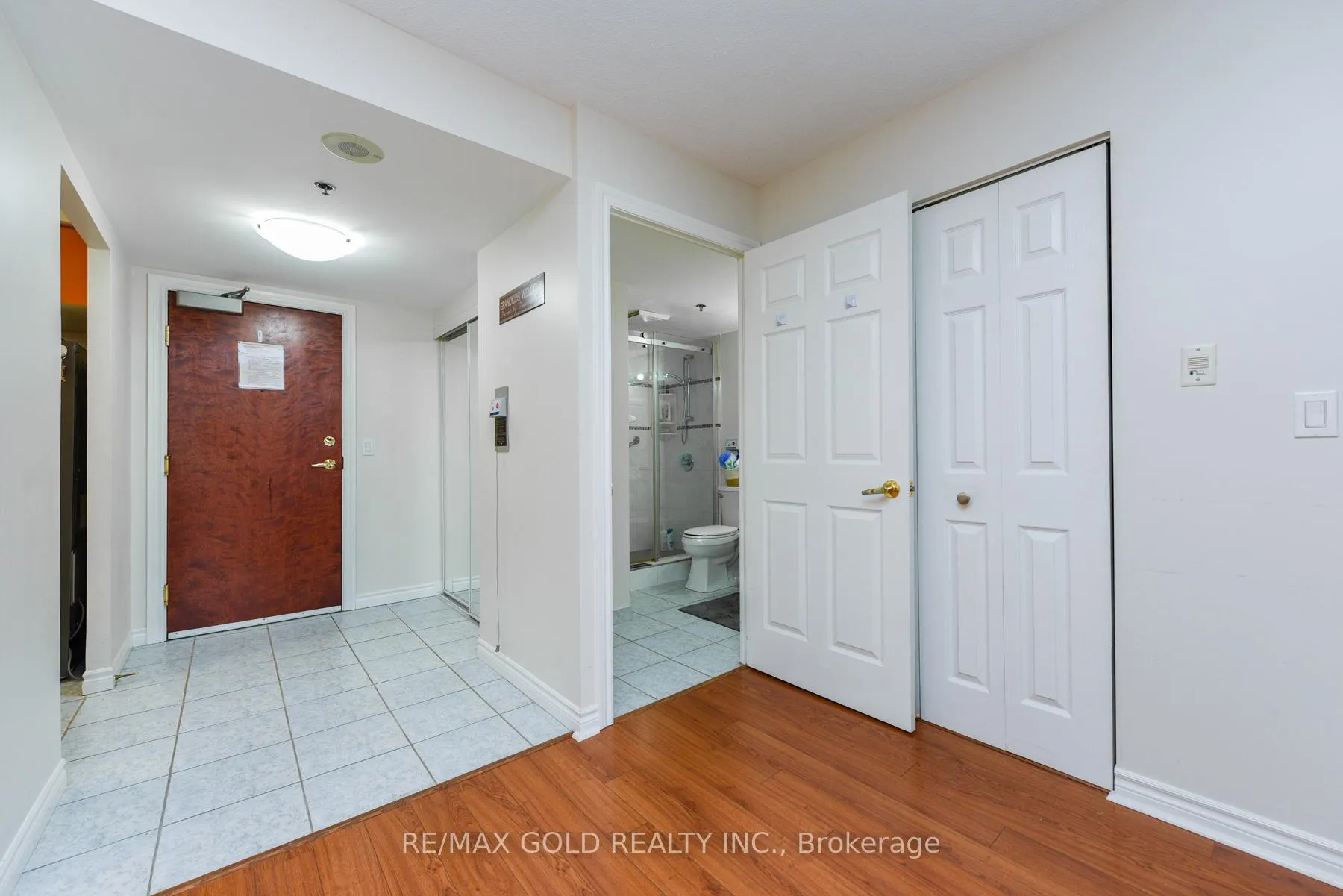 Photo 19 of Unit 2411, 100 Burloak Drive, Burlington, Appleby — HOMEH