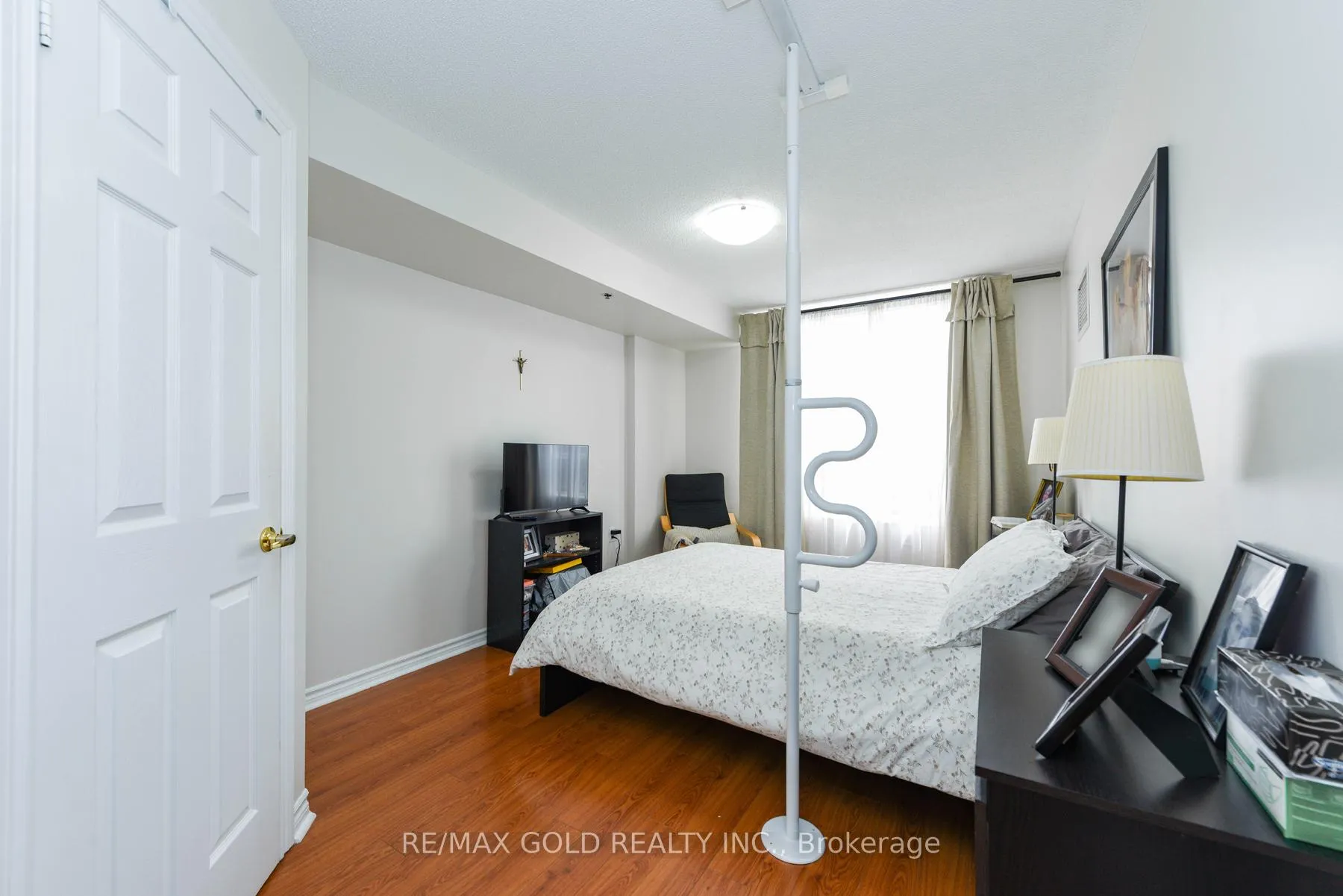 Photo 20 of Unit 2411, 100 Burloak Drive, Burlington, Appleby — HOMEH