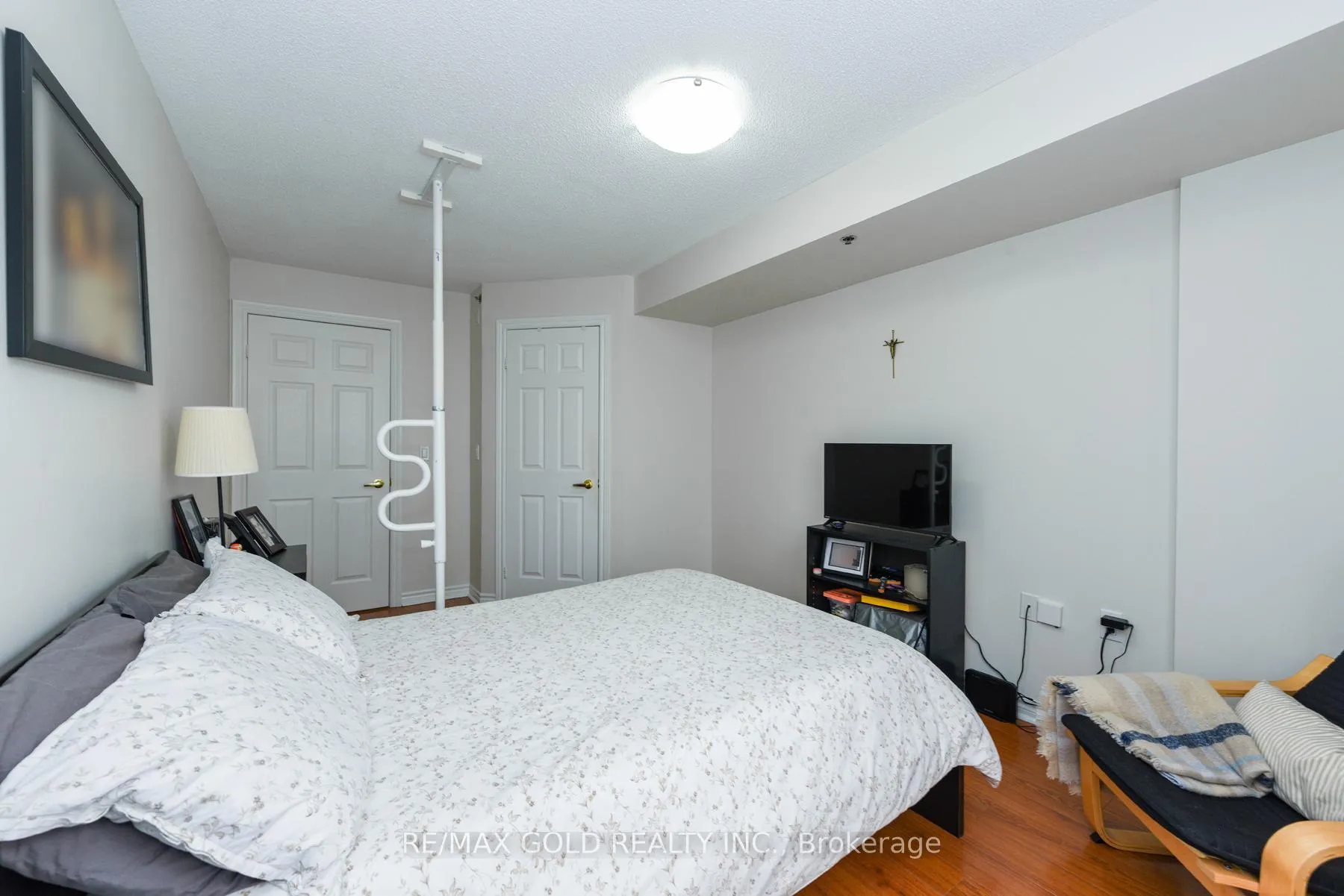 Photo 23 of Unit 2411, 100 Burloak Drive, Burlington, Appleby — HOMEH