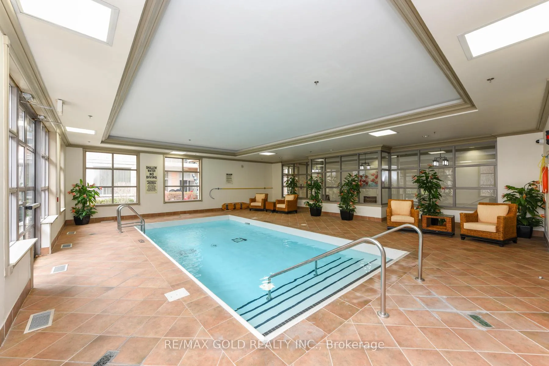 Photo 38 of Unit 2411, 100 Burloak Drive, Burlington, Appleby — HOMEH