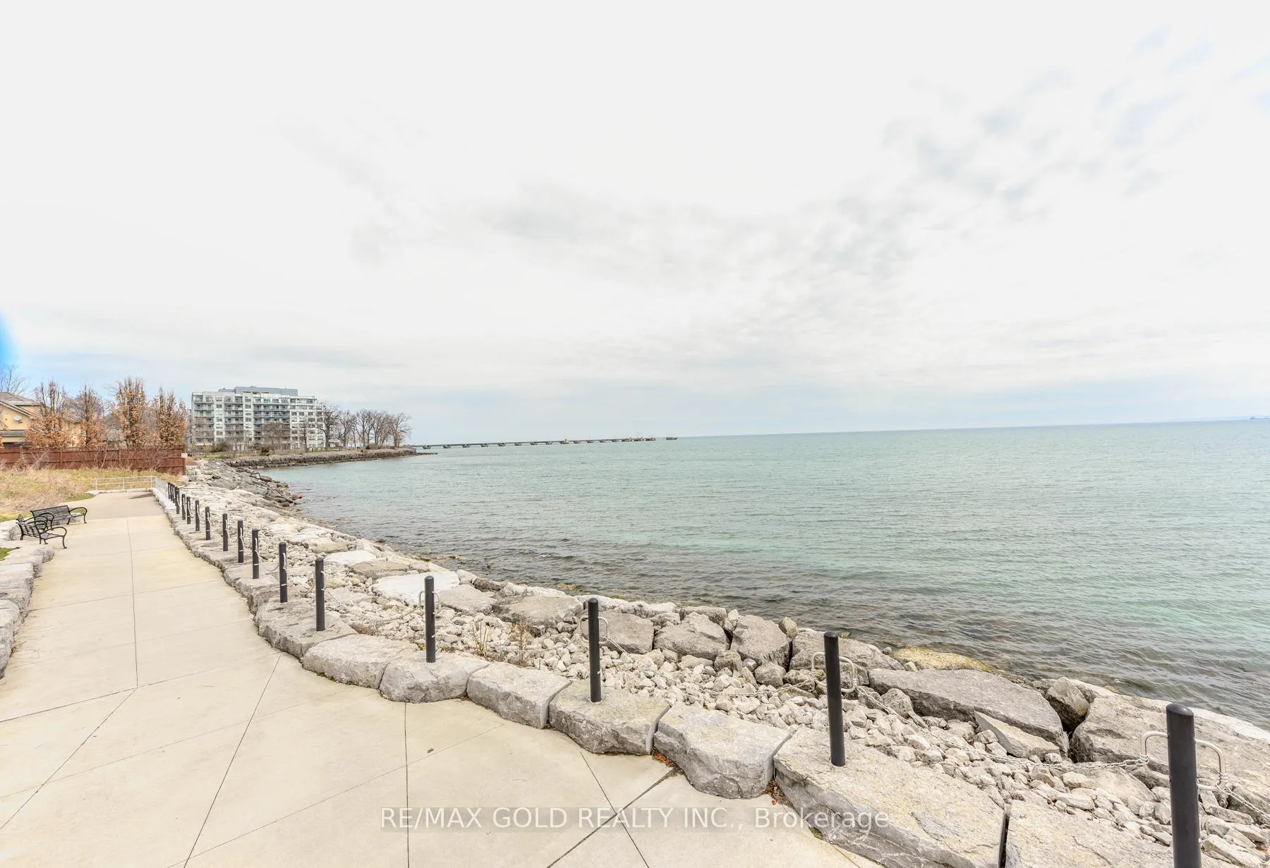 Photo 43 of Unit 2411, 100 Burloak Drive, Burlington, Appleby — HOMEH