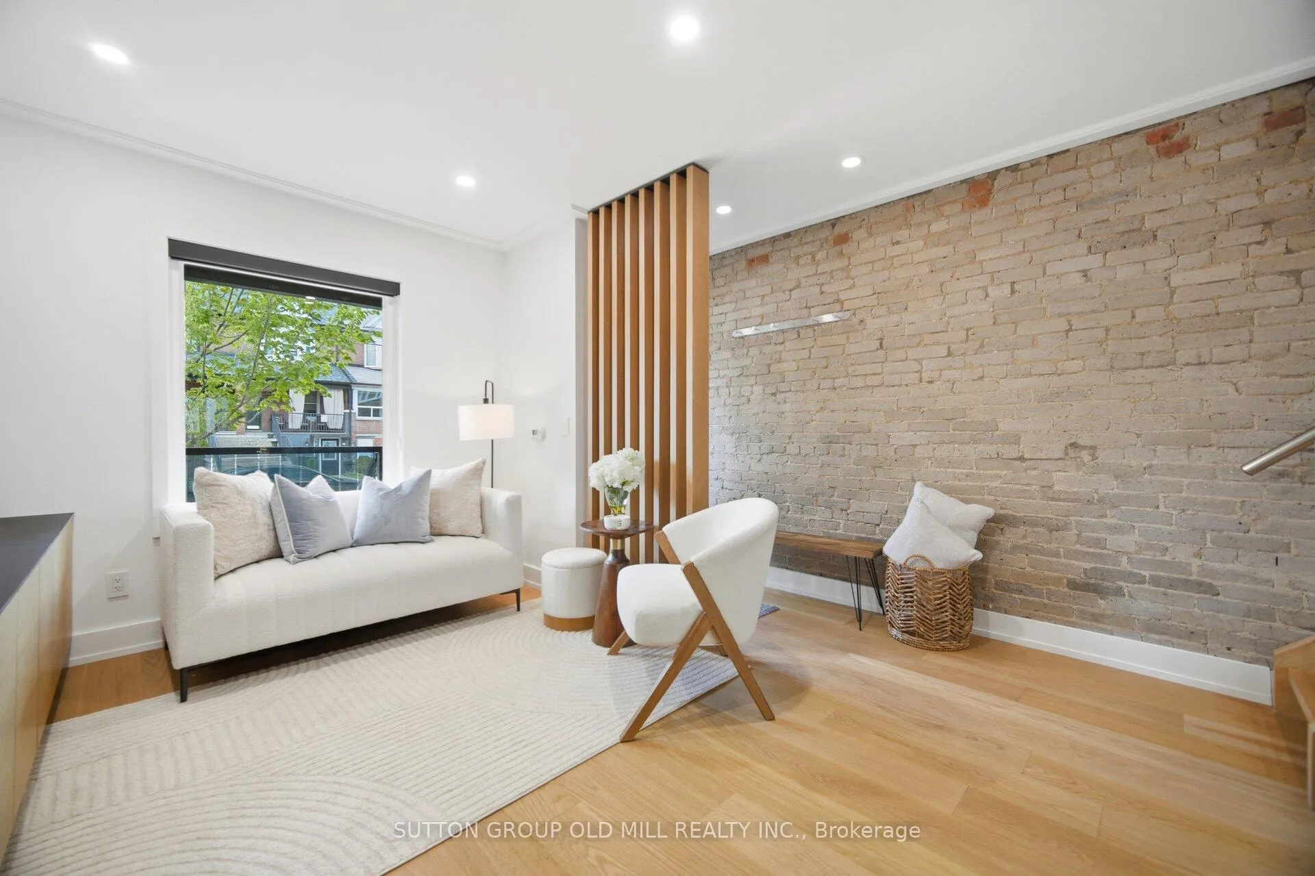 Photo 4 of 87 Mackay Avenue, Toronto, Corso Italia-Davenport — HOMEH