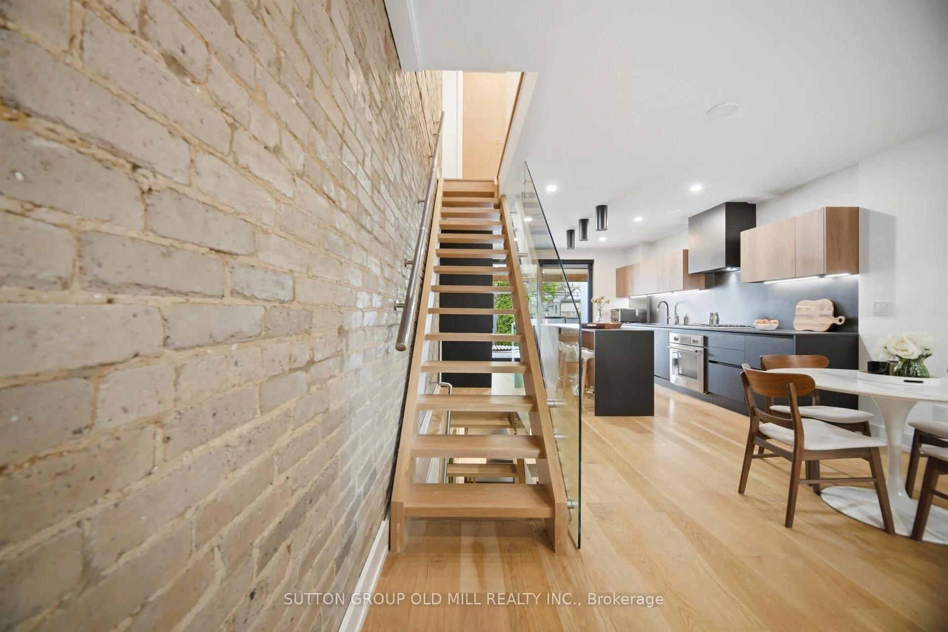 Photo 14 of 87 Mackay Avenue, Toronto, Corso Italia-Davenport — HOMEH