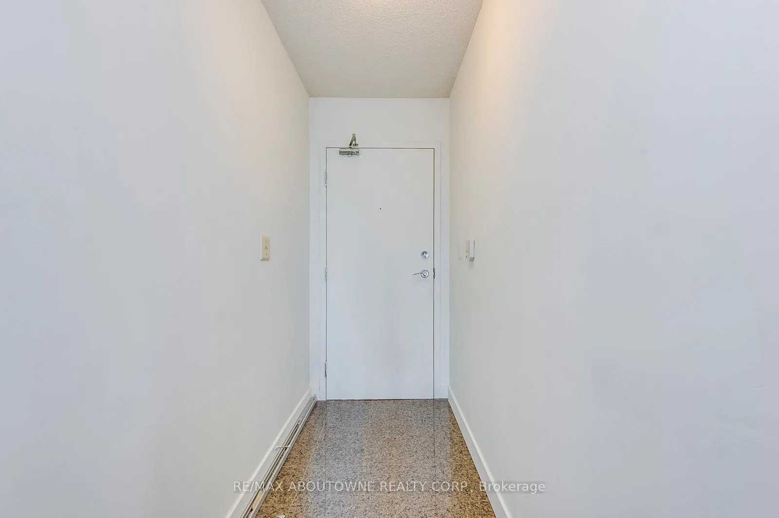 Photo 2 of Unit 1907, 397 Front Street, Toronto, Waterfront Communities — HOMEH