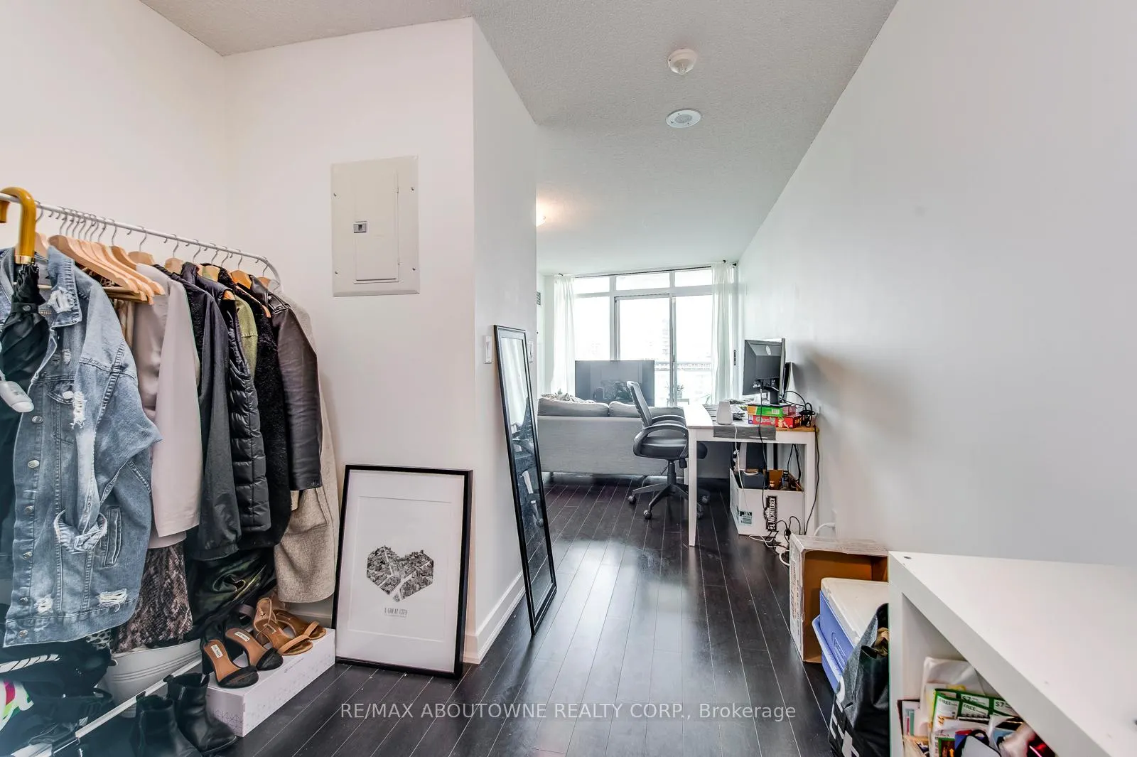 Photo 4 of Unit 1907, 397 Front Street, Toronto, Waterfront Communities — HOMEH