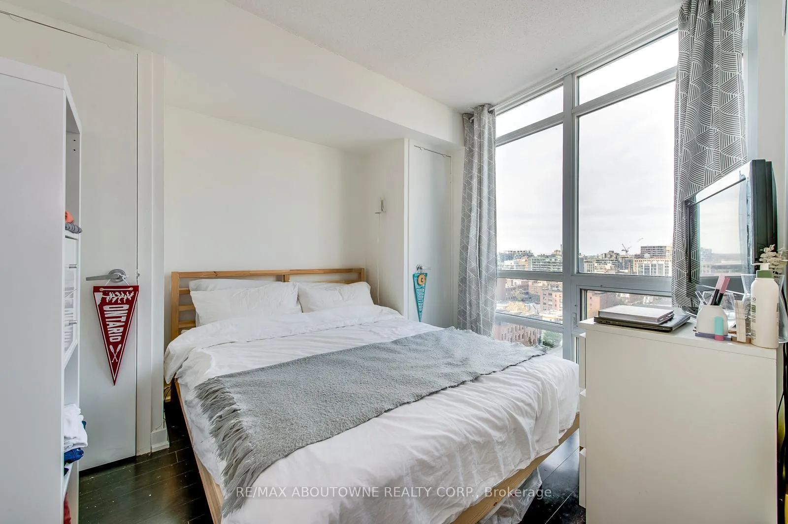 Photo 17 of Unit 1907, 397 Front Street, Toronto, Waterfront Communities — HOMEH