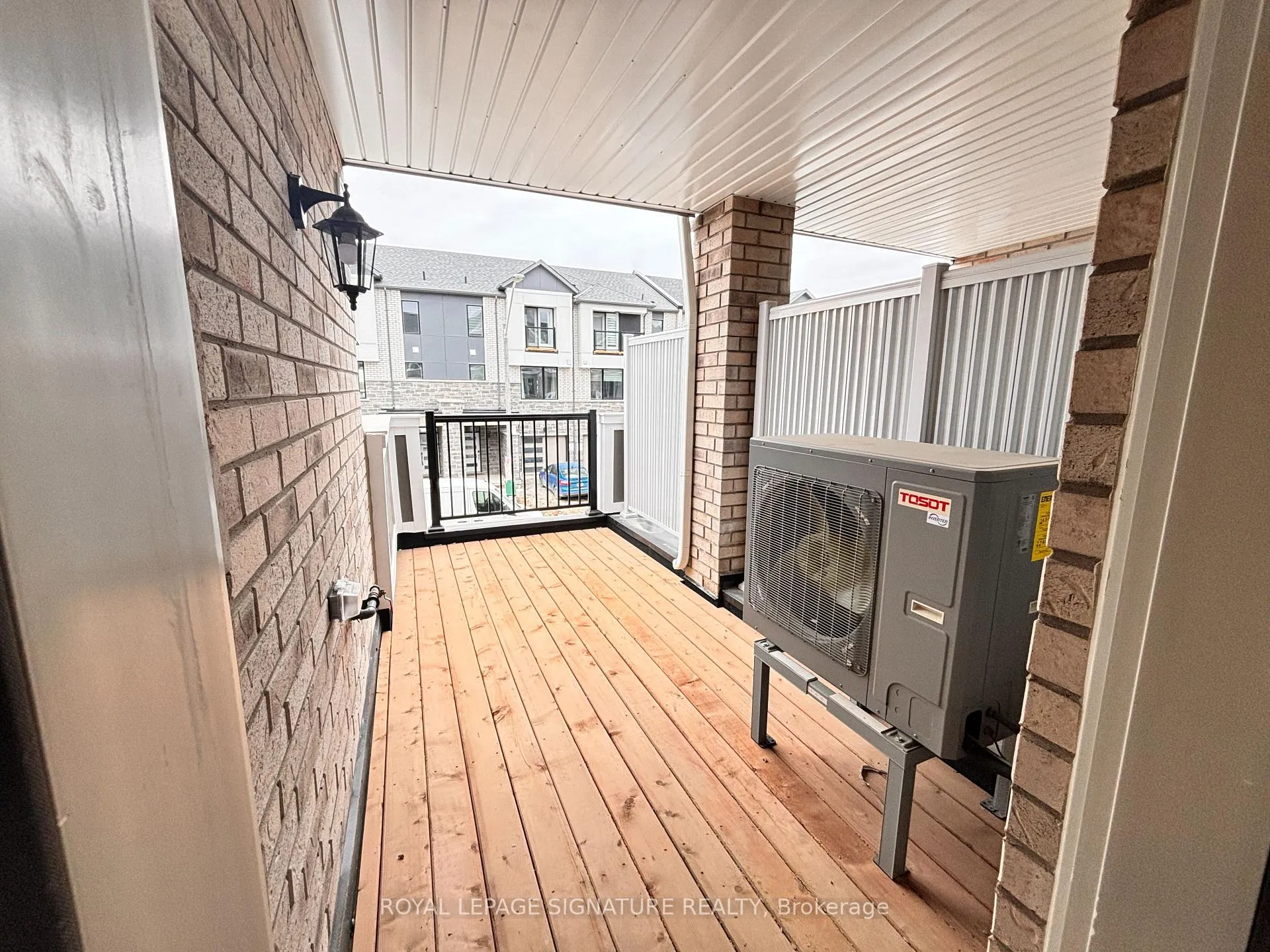 Photo 16 of 41 Pearen Lane, Barrie, Rural Barrie Southwest — HOMEH