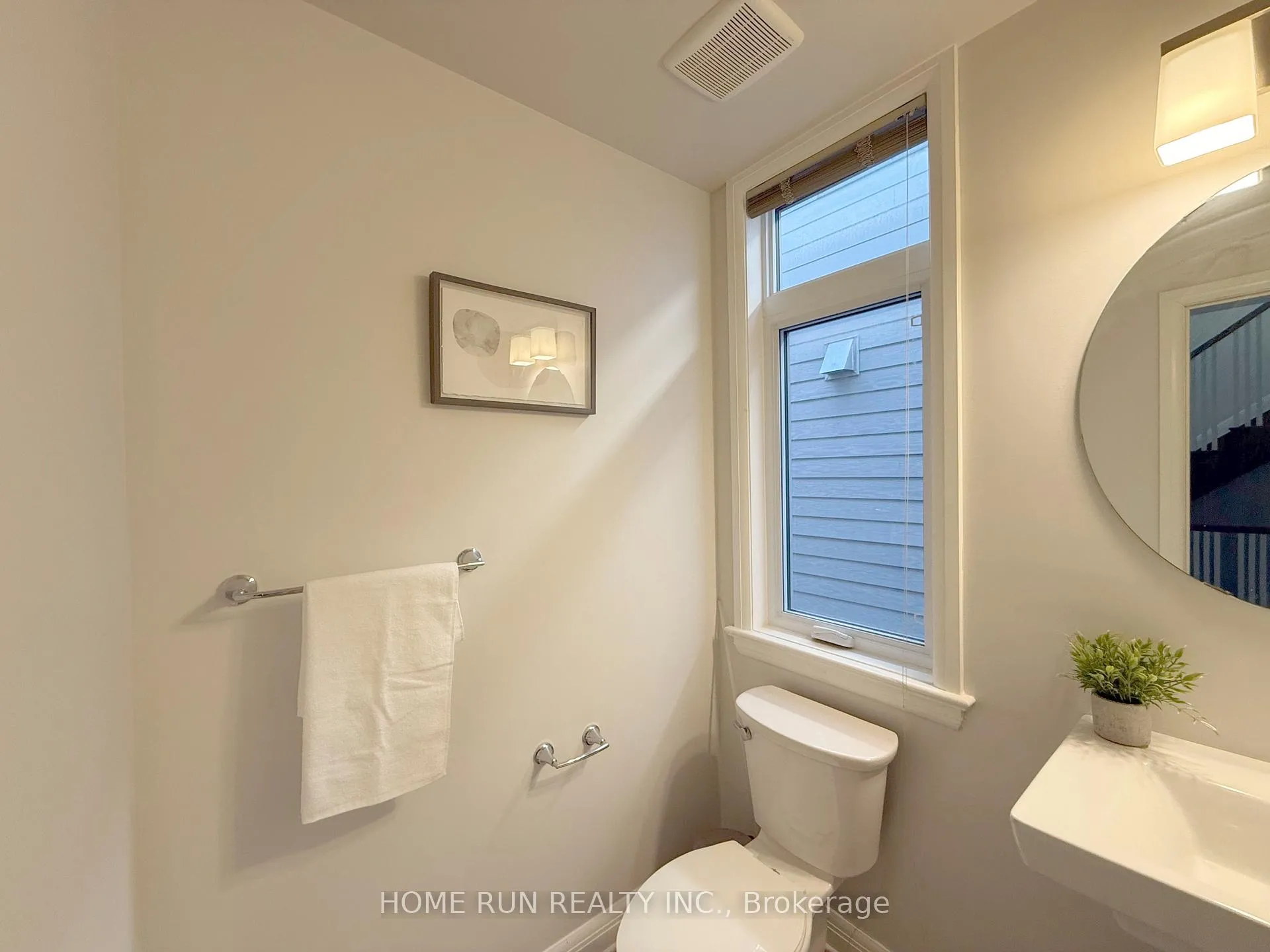 Photo 5 of 312 Lysander Place, Ottawa, CFB Rockcliffe and Area — HOMEH