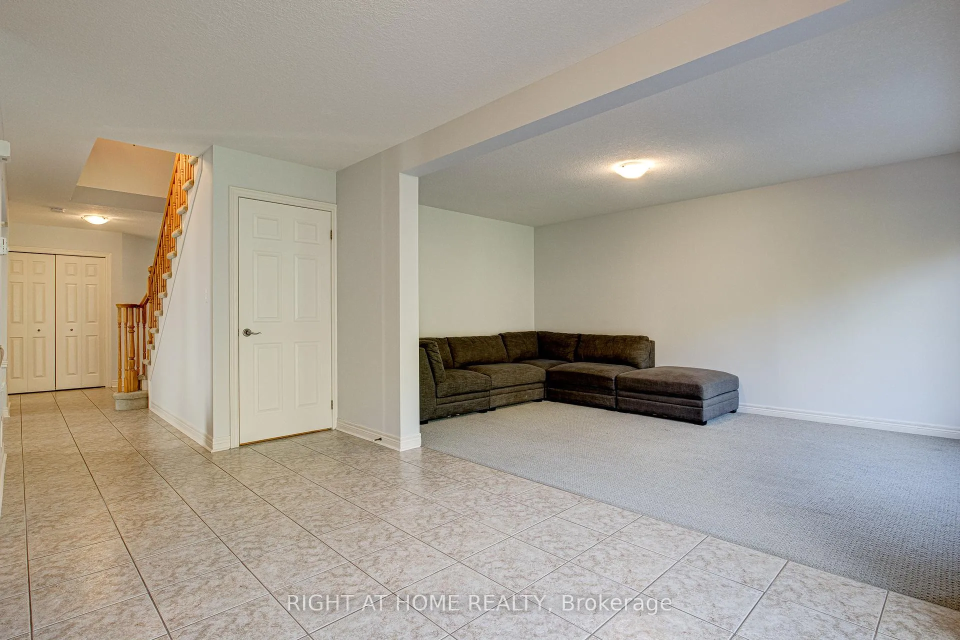 Photo 18 of 46 McArthur Drive, Guelph, Pineridge/Westminster Woods — HOMEH