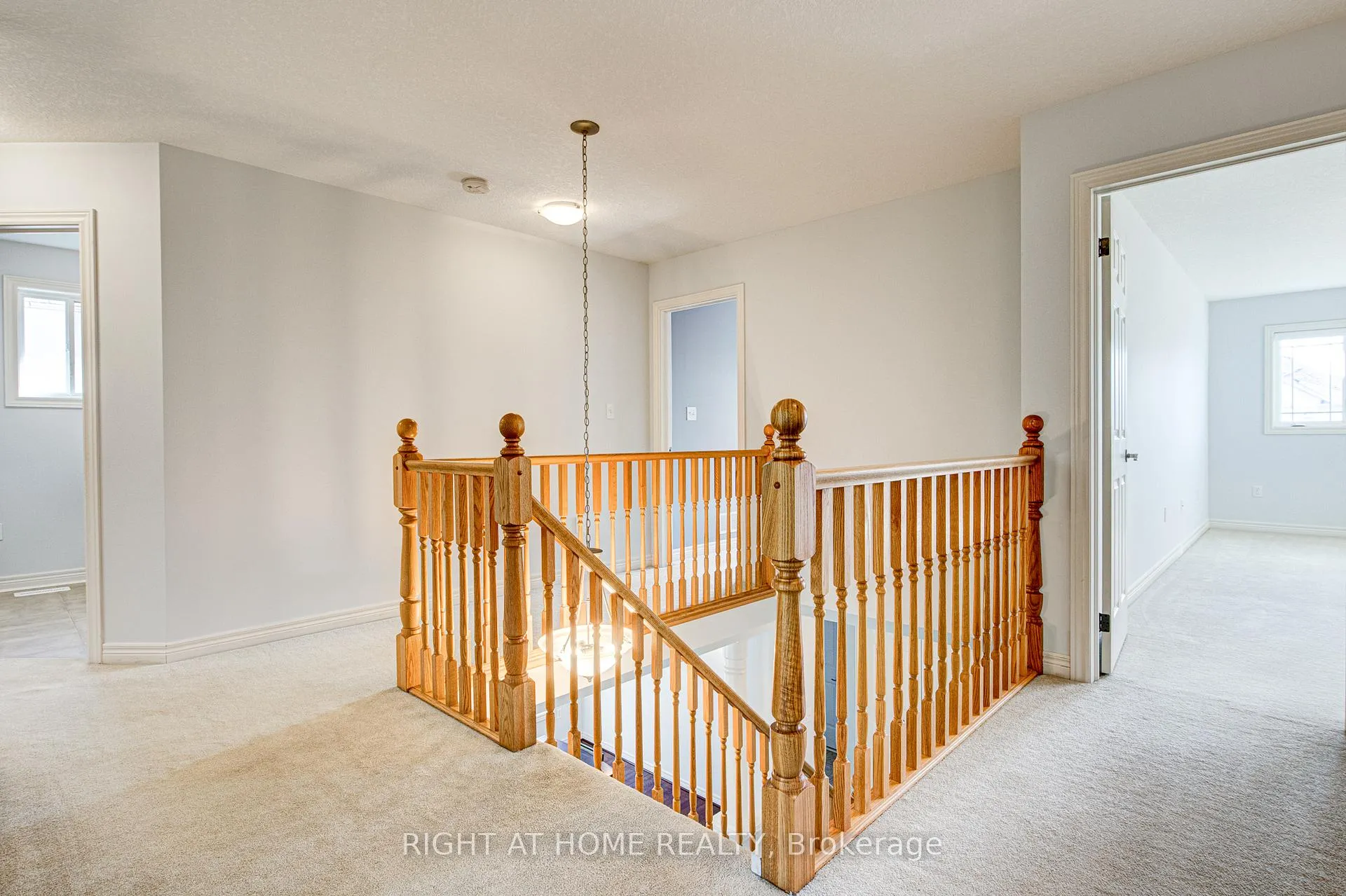 Photo 21 of 46 McArthur Drive, Guelph, Pineridge/Westminster Woods — HOMEH