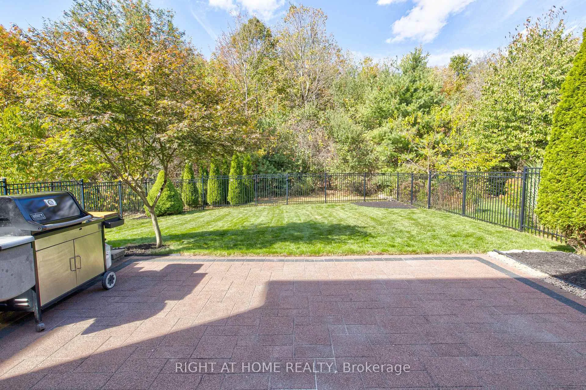 Photo 44 of 46 McArthur Drive, Guelph, Pineridge/Westminster Woods — HOMEH