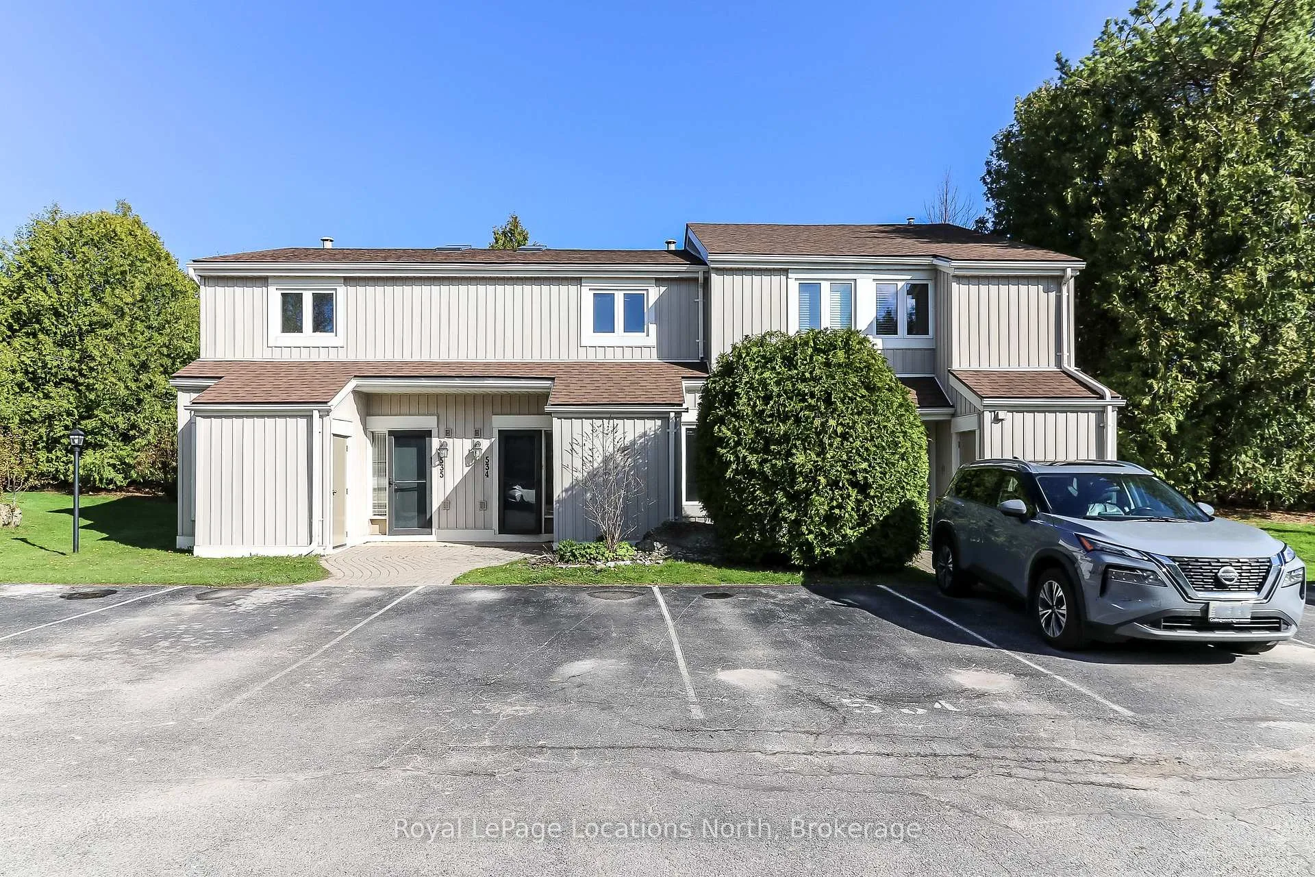 Photo 2 of 22 Dawson Drive, Collingwood — HOMEH