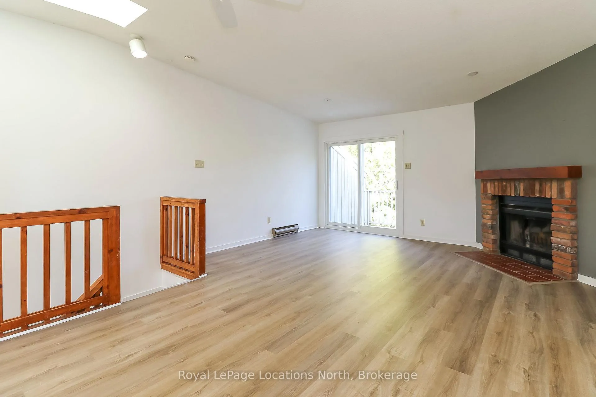 Photo 13 of 22 Dawson Drive, Collingwood — HOMEH