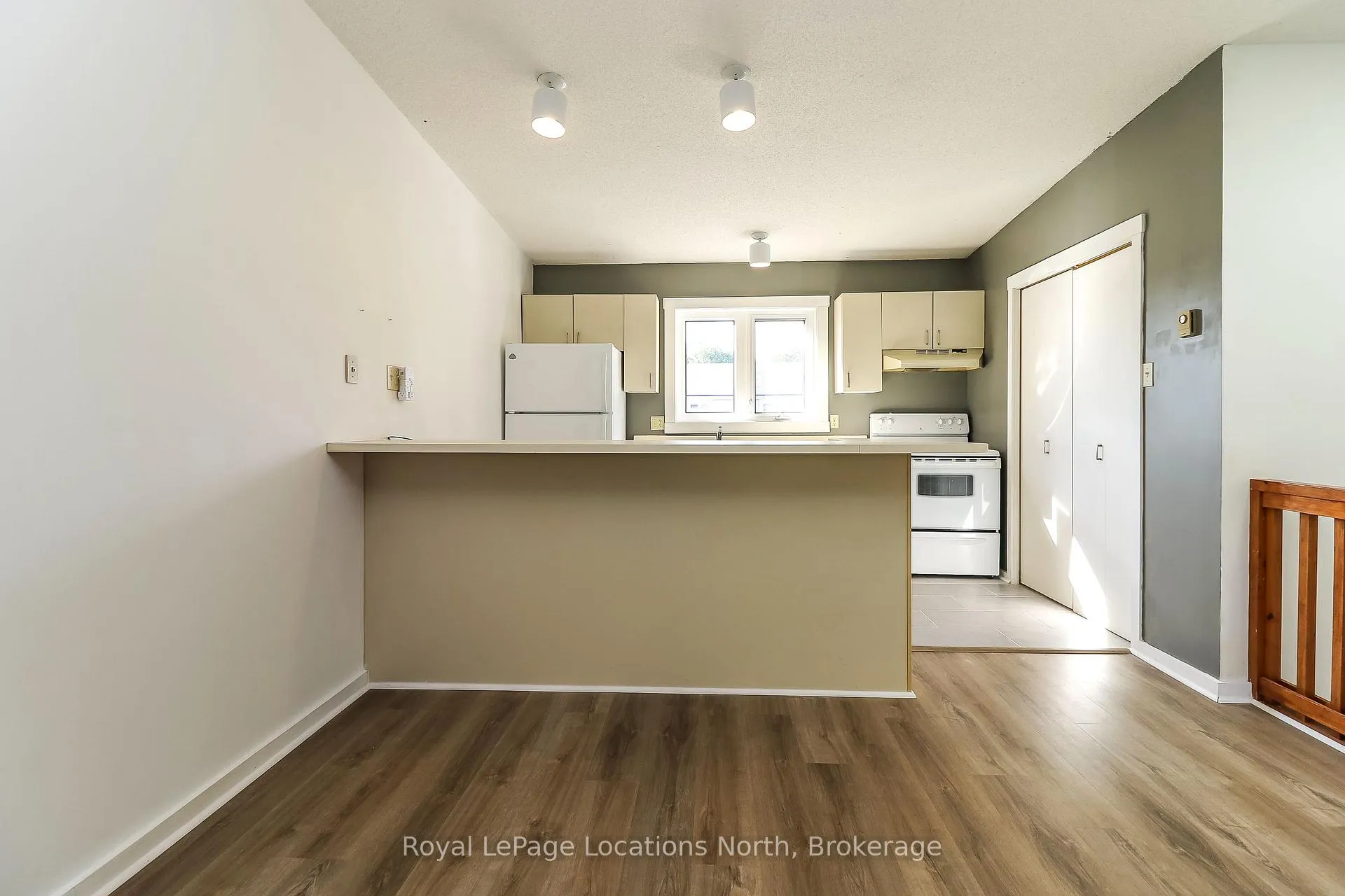 Photo 17 of 22 Dawson Drive, Collingwood — HOMEH