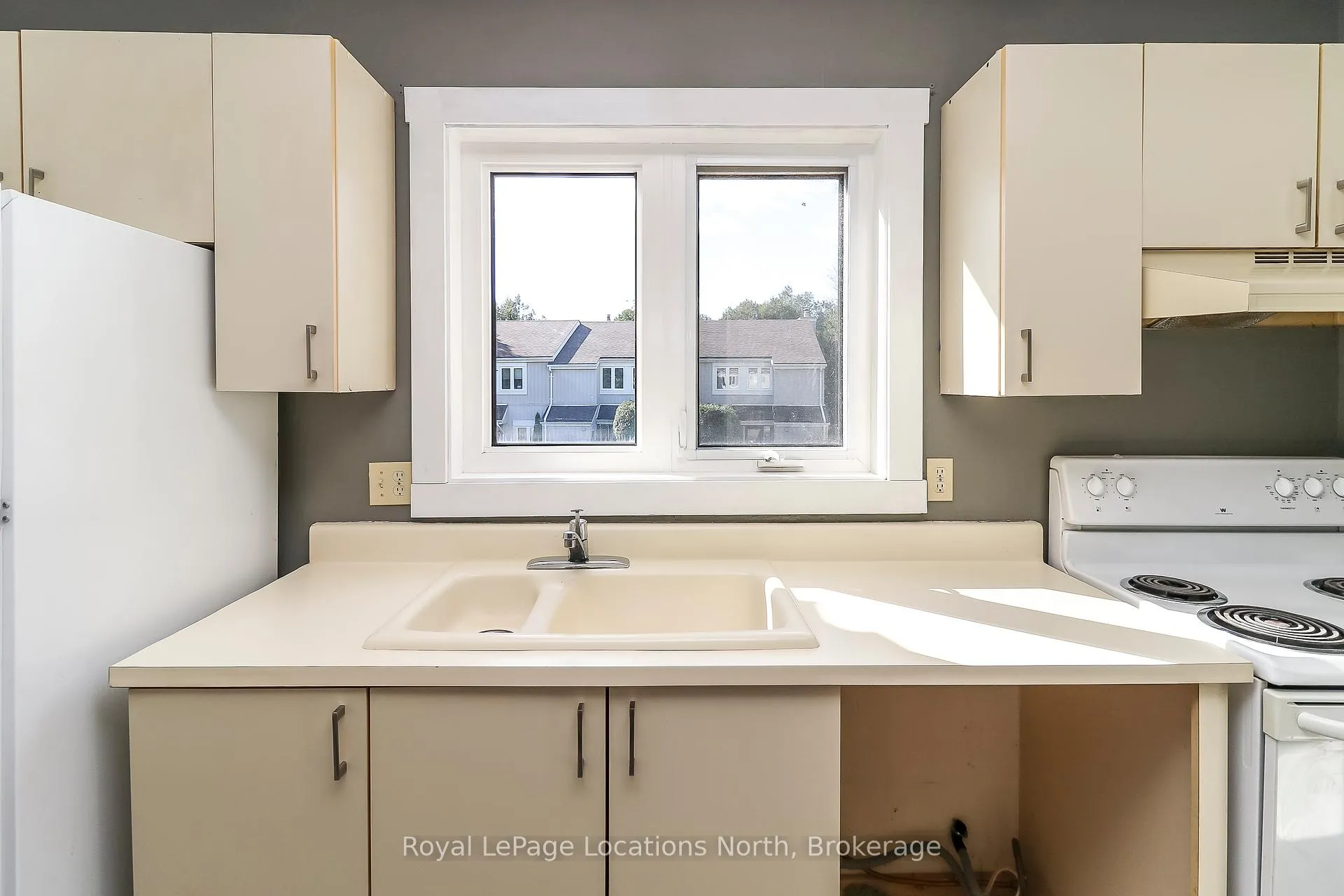 Photo 19 of 22 Dawson Drive, Collingwood — HOMEH