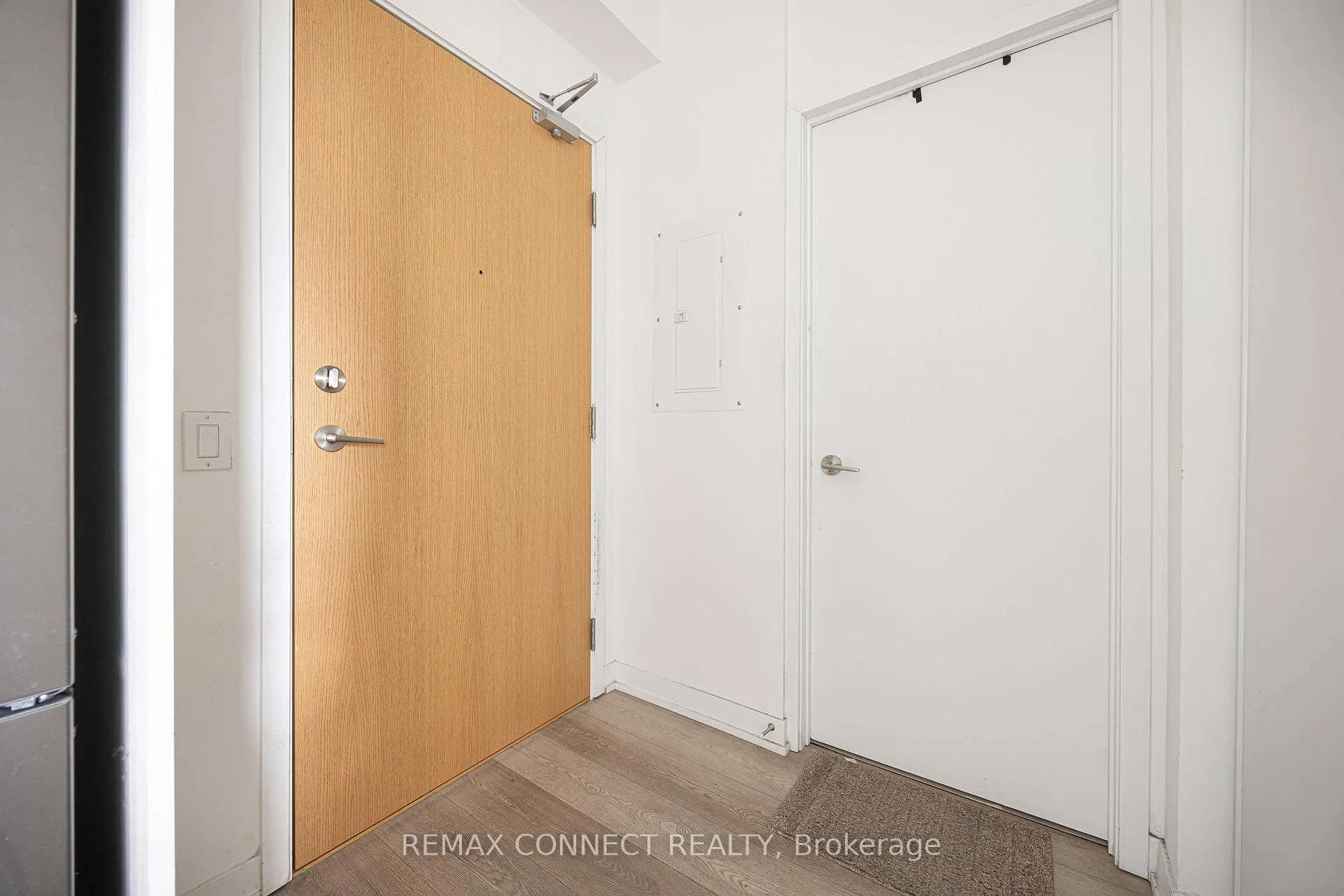 Photo 15 of Unit 818, 1787 St Clair Avenue W, Toronto, Weston-Pellam Park — HOMEH