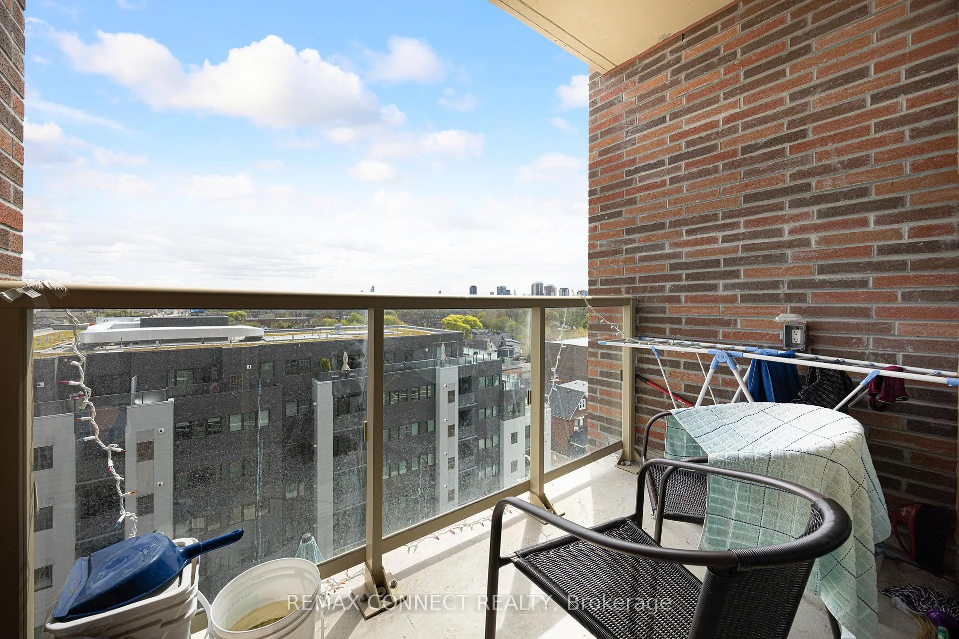 Photo 16 of Unit 818, 1787 St Clair Avenue W, Toronto, Weston-Pellam Park — HOMEH