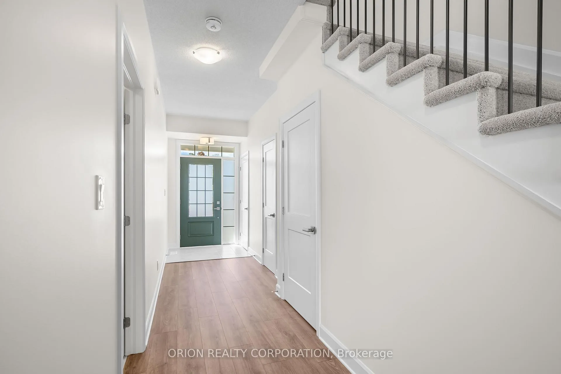 Photo 2 of 232 Dockside Drive, Kingston, Kingston East (Incl Barret Crt) — HOMEH