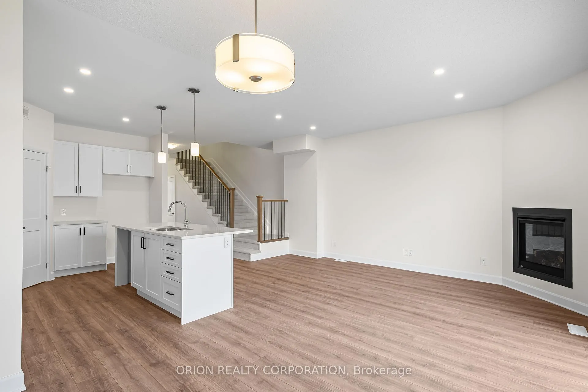 Photo 14 of 232 Dockside Drive, Kingston, Kingston East (Incl Barret Crt) — HOMEH