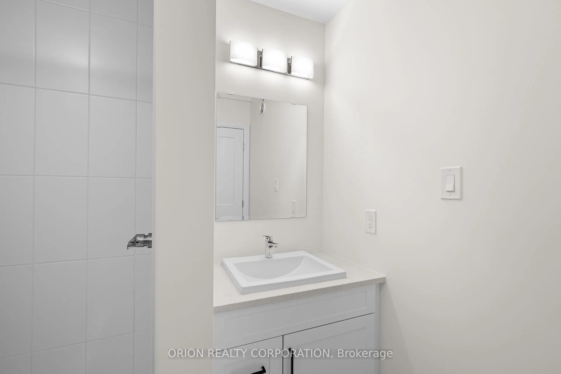 Photo 20 of 232 Dockside Drive, Kingston, Kingston East (Incl Barret Crt) — HOMEH