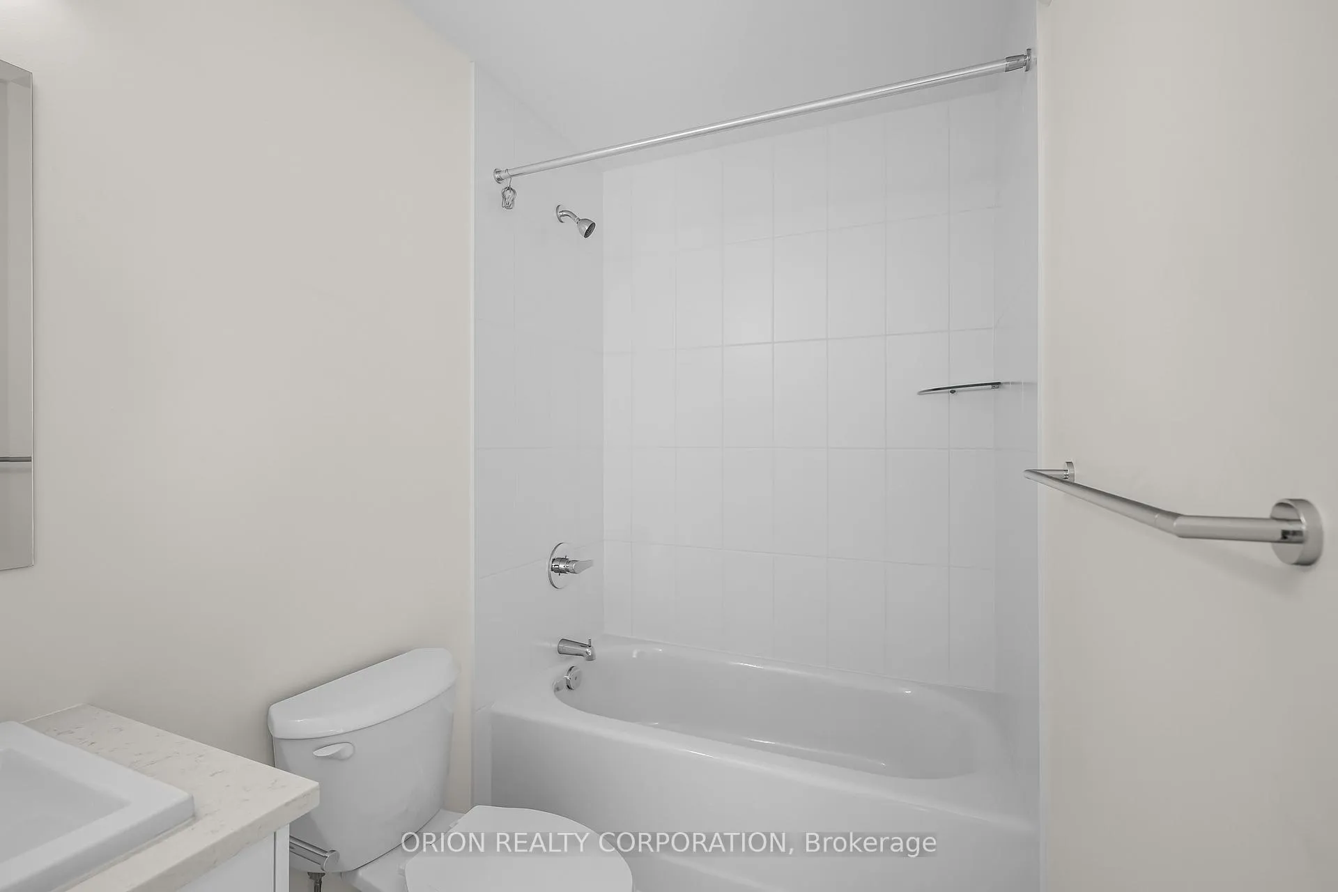 Photo 25 of 232 Dockside Drive, Kingston, Kingston East (Incl Barret Crt) — HOMEH
