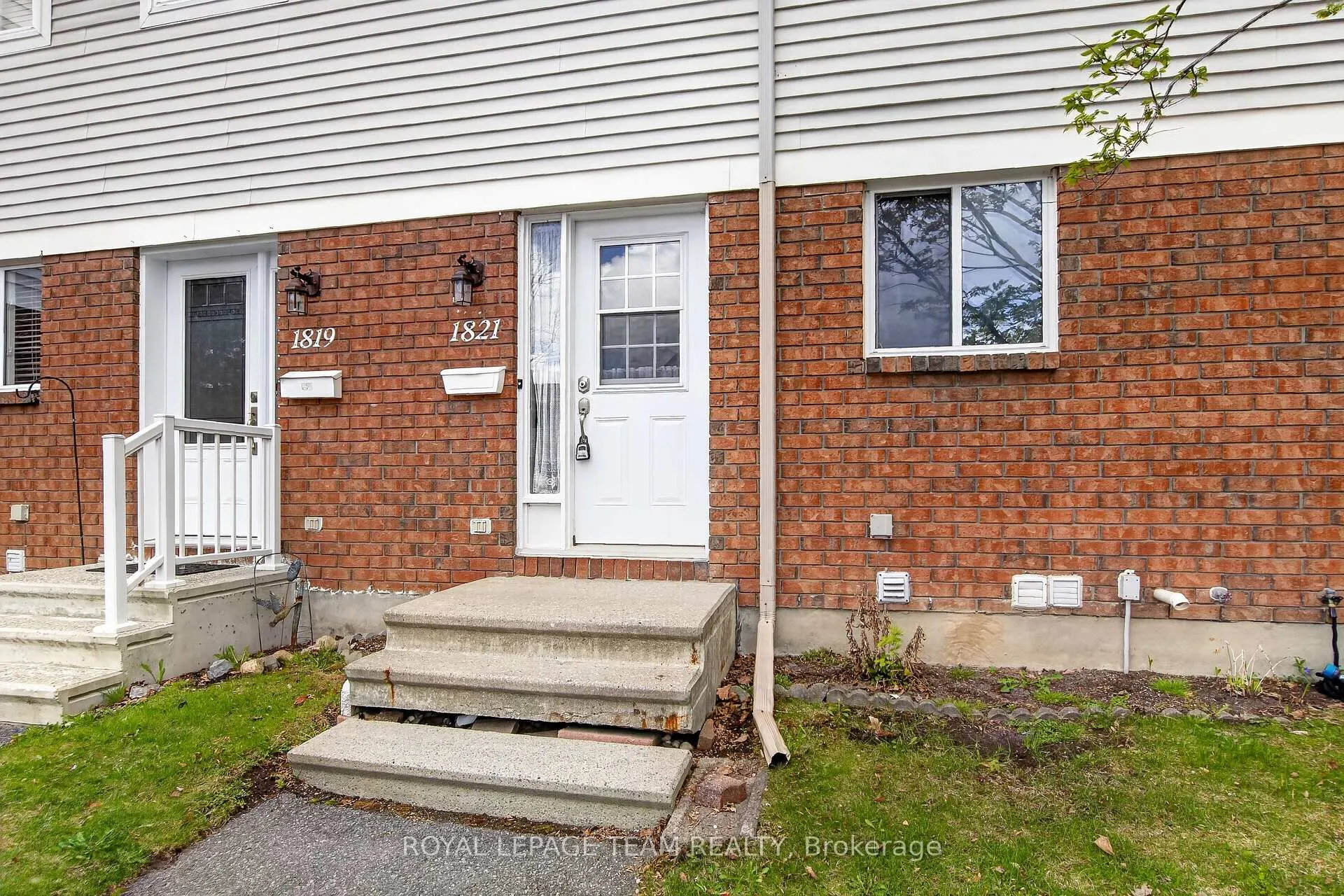 Photo 3 of Unit 1821, 1821 Winter Rose Lane, Ottawa, Orleans/Sunridge — HOMEH
