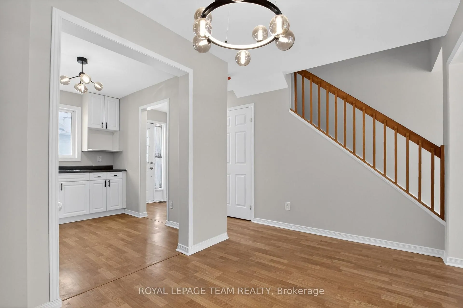 Photo 14 of Unit 1821, 1821 Winter Rose Lane, Ottawa, Orleans/Sunridge — HOMEH