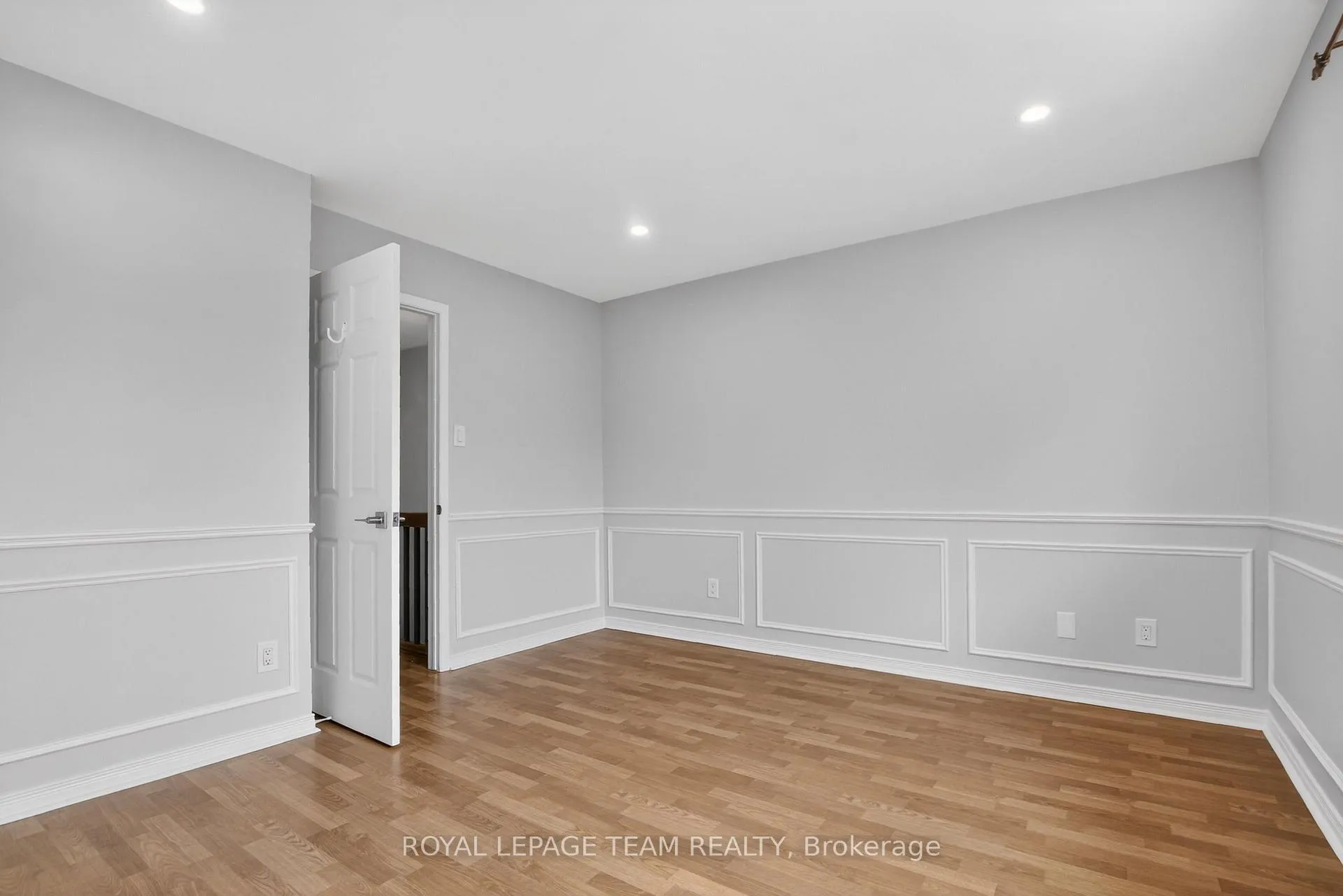 Photo 24 of Unit 1821, 1821 Winter Rose Lane, Ottawa, Orleans/Sunridge — HOMEH