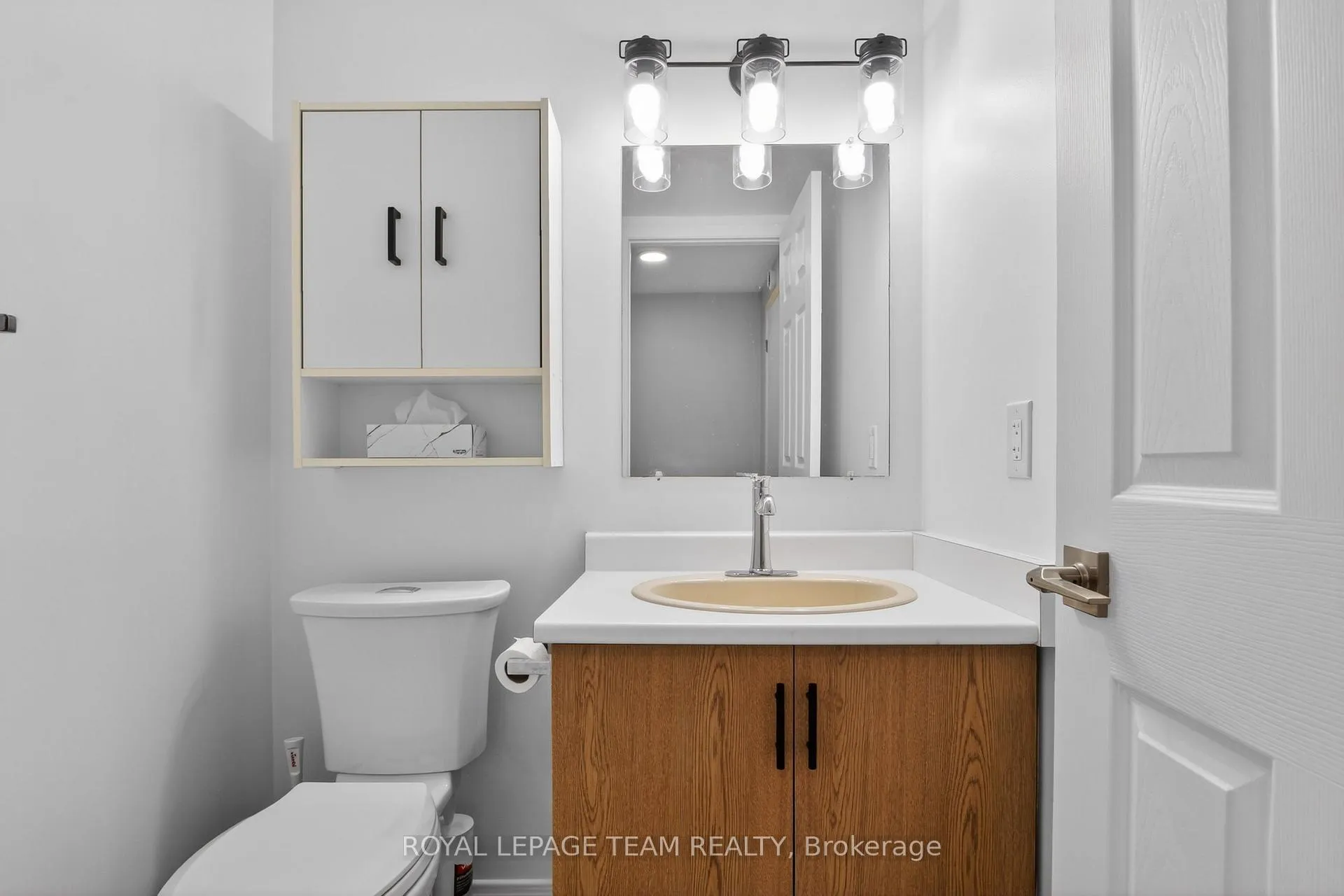 Photo 37 of Unit 1821, 1821 Winter Rose Lane, Ottawa, Orleans/Sunridge — HOMEH