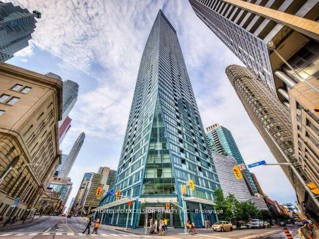 Front of Unit 4204, 8 The Esplanade Street