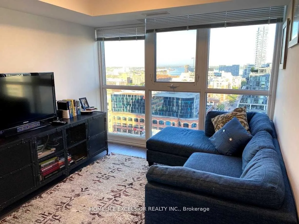 Photo 9 of Unit 2006, 400 Adelaide Street E, Toronto, Moss Park — HOMEH