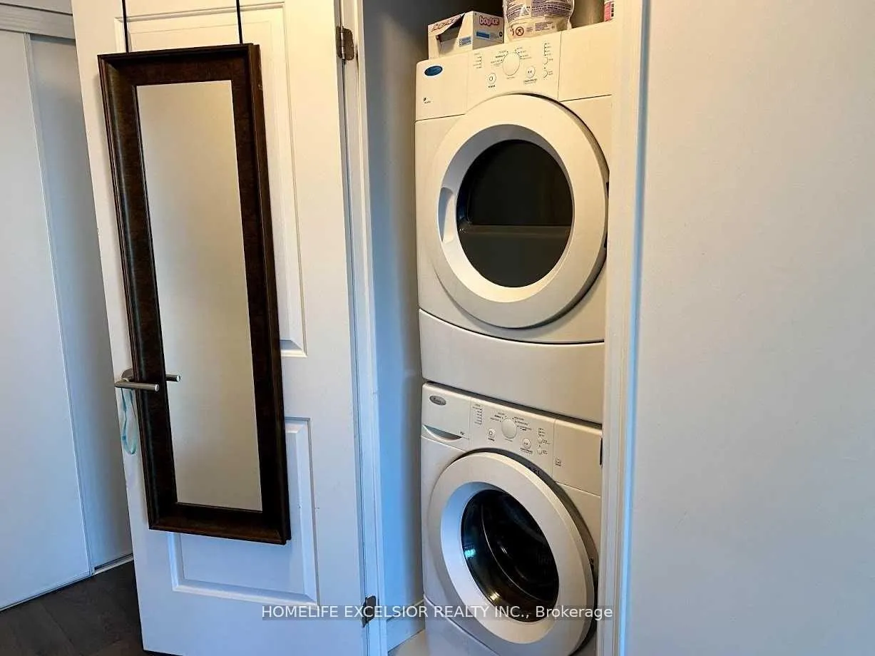 Photo 13 of Unit 2006, 400 Adelaide Street E, Toronto, Moss Park — HOMEH