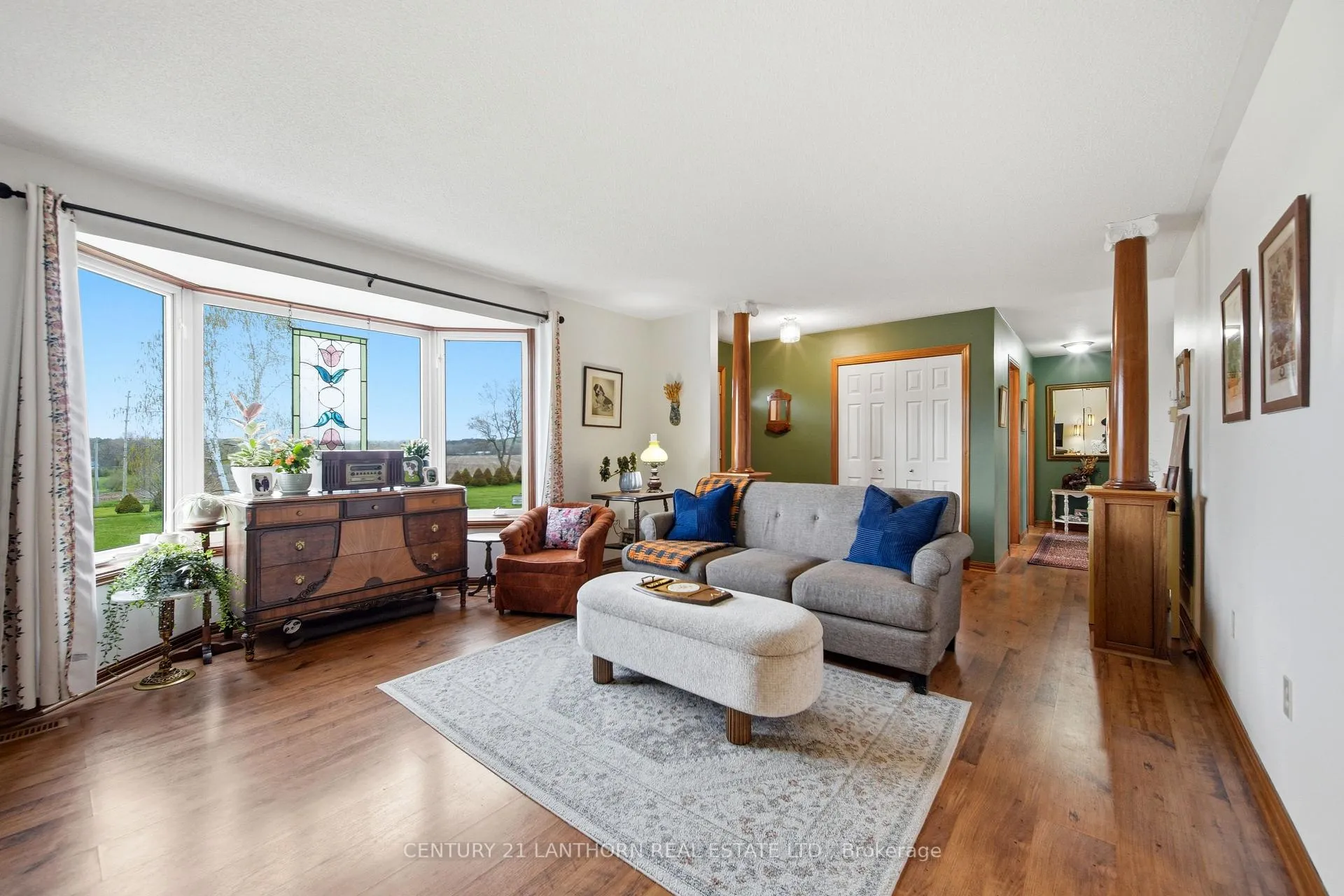 Photo 9 of 1337 Hamilton Road, Quinte West, Sidney Ward — HOMEH
