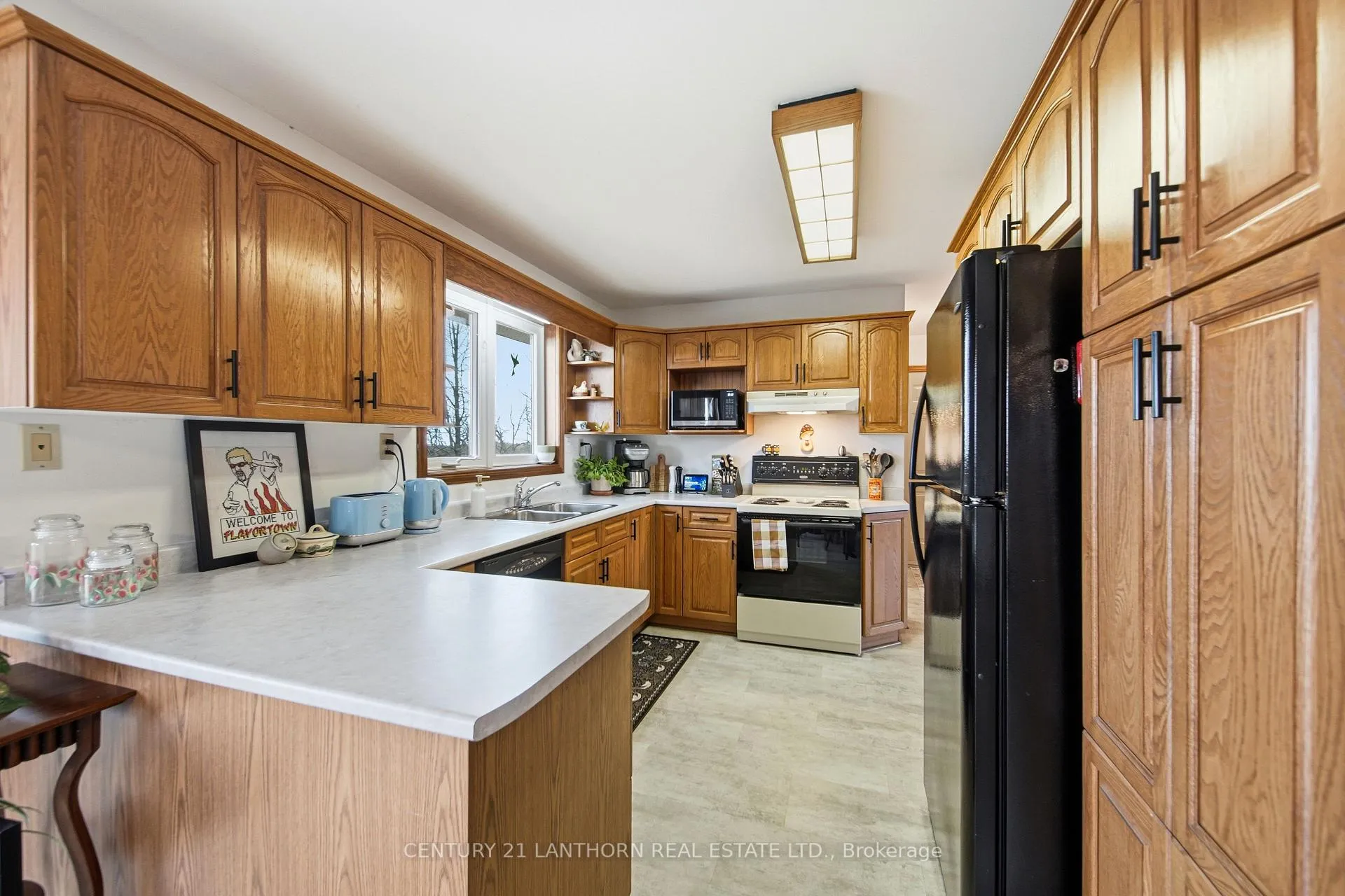 Photo 12 of 1337 Hamilton Road, Quinte West, Sidney Ward — HOMEH