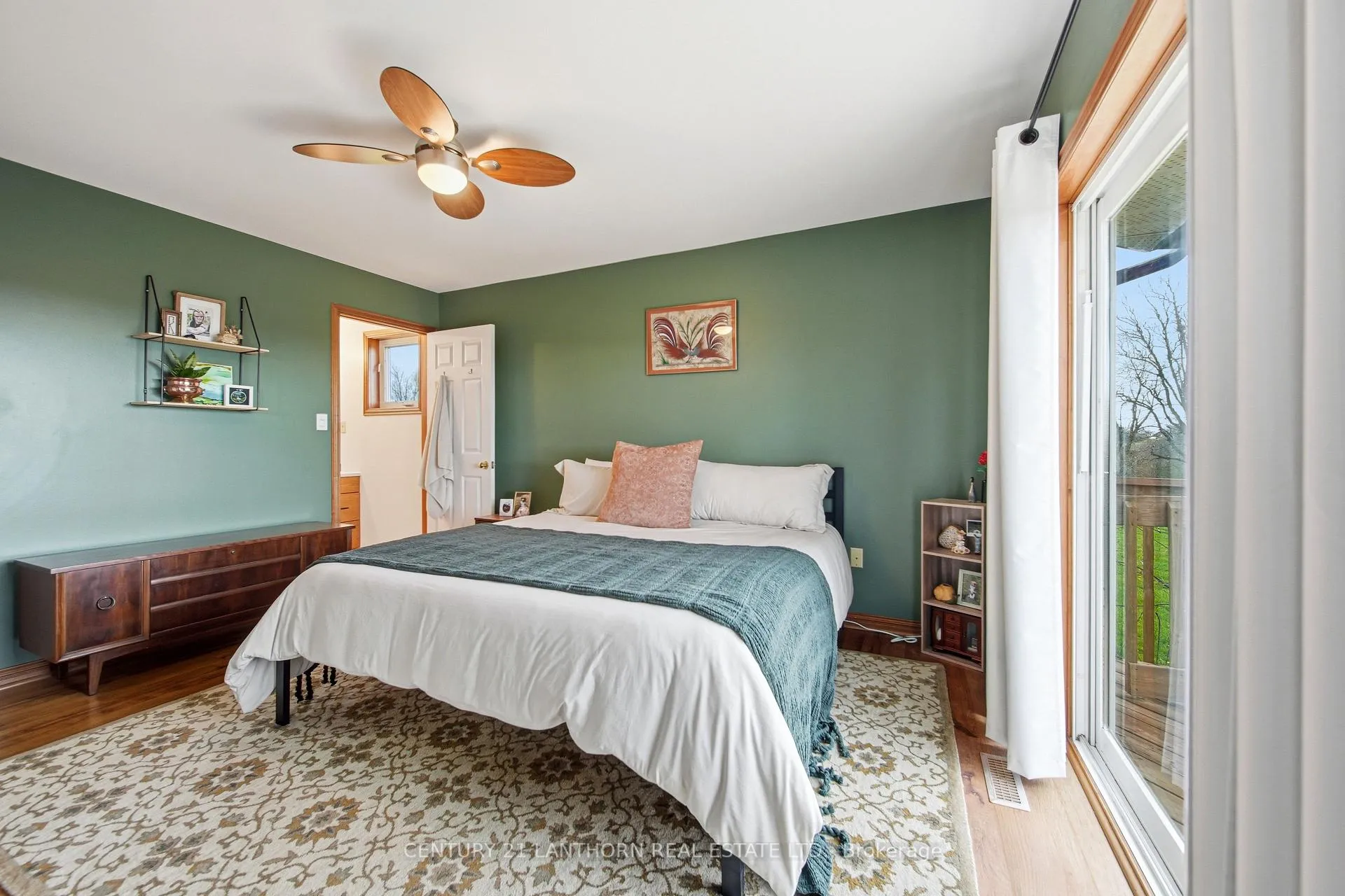 Photo 19 of 1337 Hamilton Road, Quinte West, Sidney Ward — HOMEH
