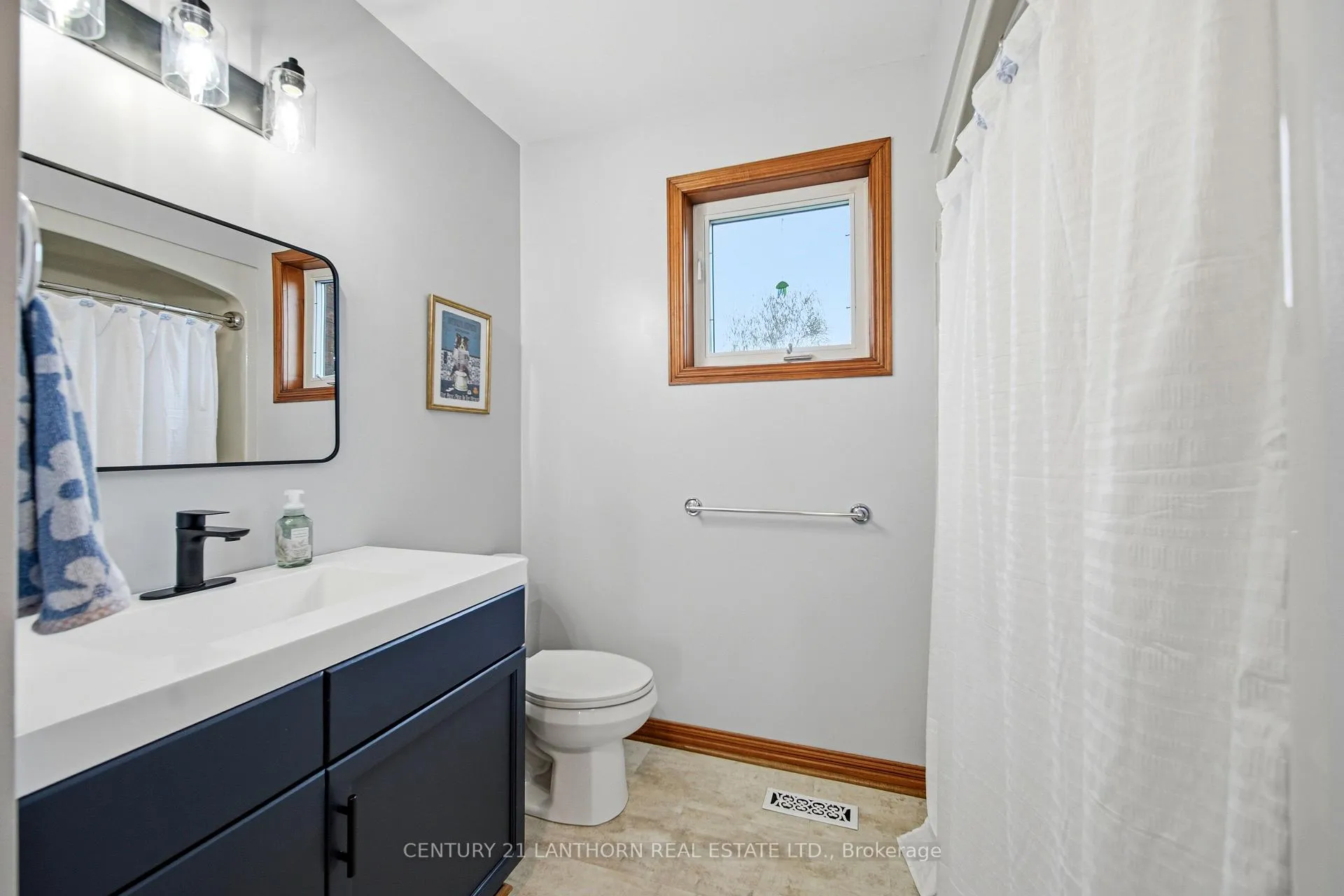 Photo 22 of 1337 Hamilton Road, Quinte West, Sidney Ward — HOMEH
