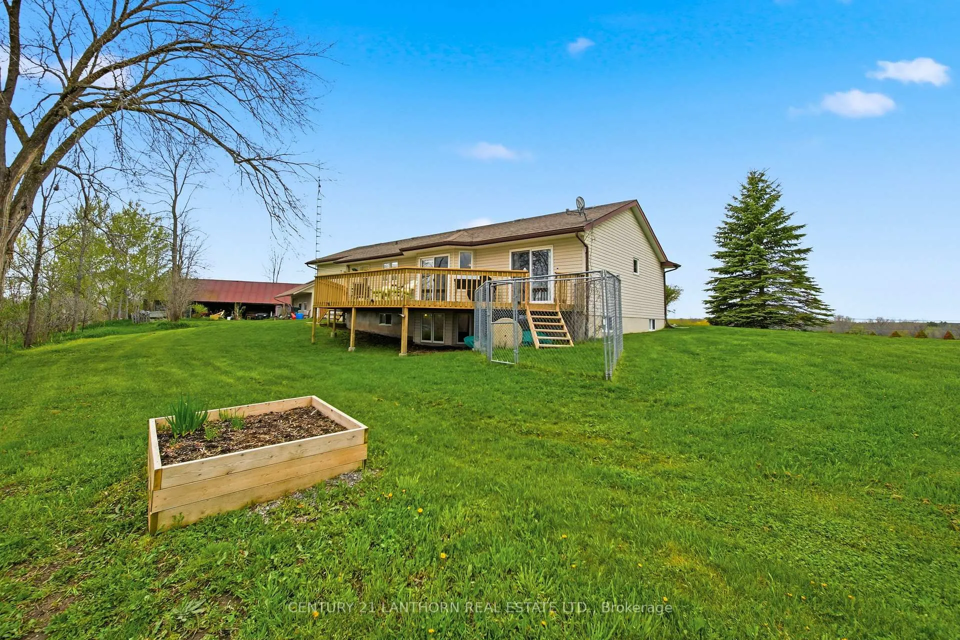 Photo 37 of 1337 Hamilton Road, Quinte West, Sidney Ward — HOMEH