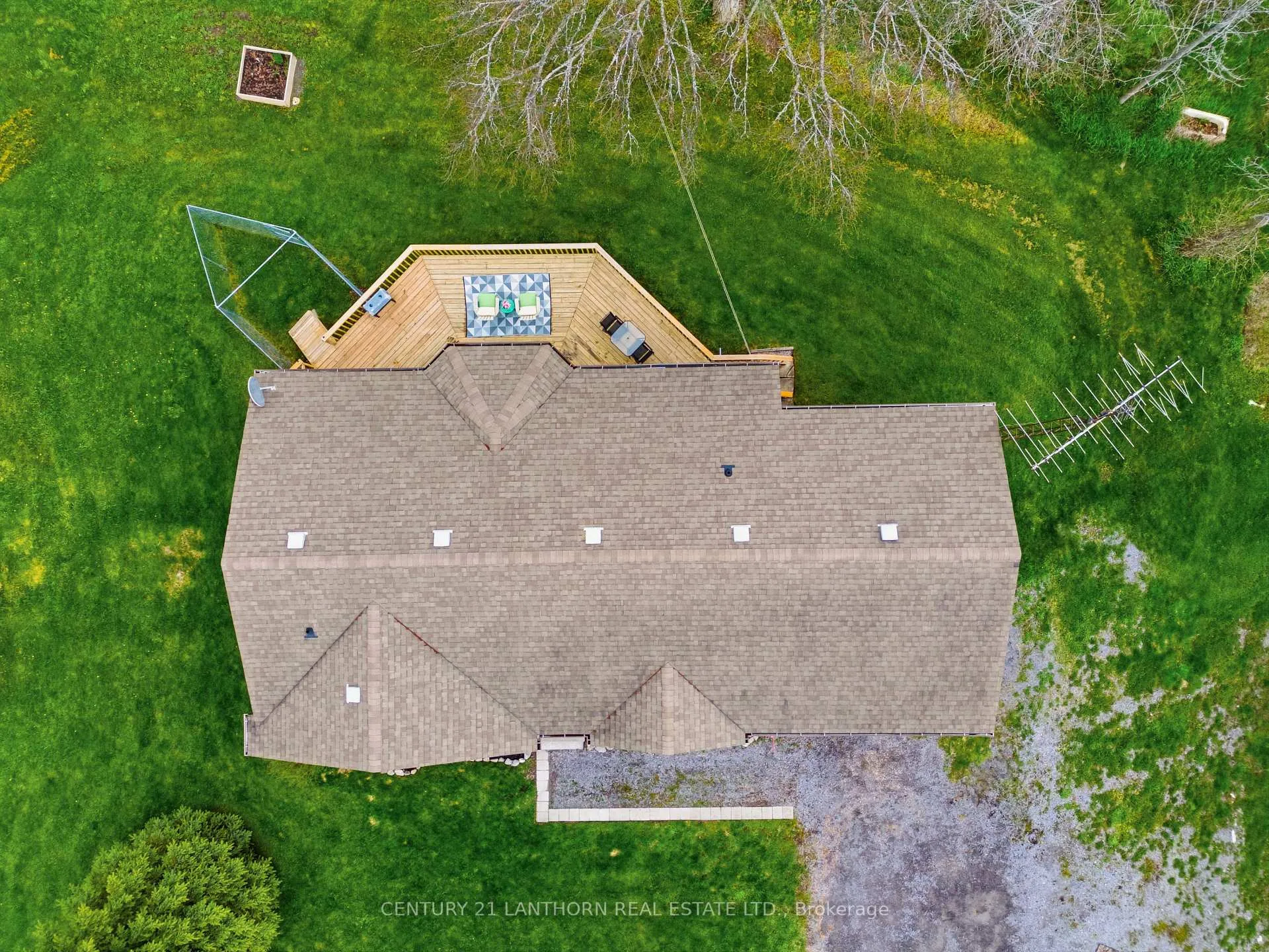 Photo 38 of 1337 Hamilton Road, Quinte West, Sidney Ward — HOMEH