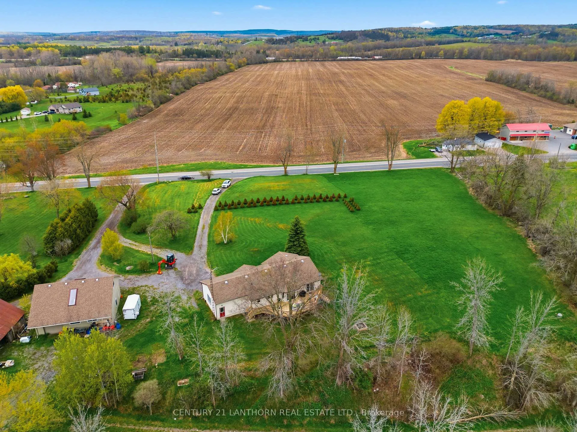 Photo 41 of 1337 Hamilton Road, Quinte West, Sidney Ward — HOMEH